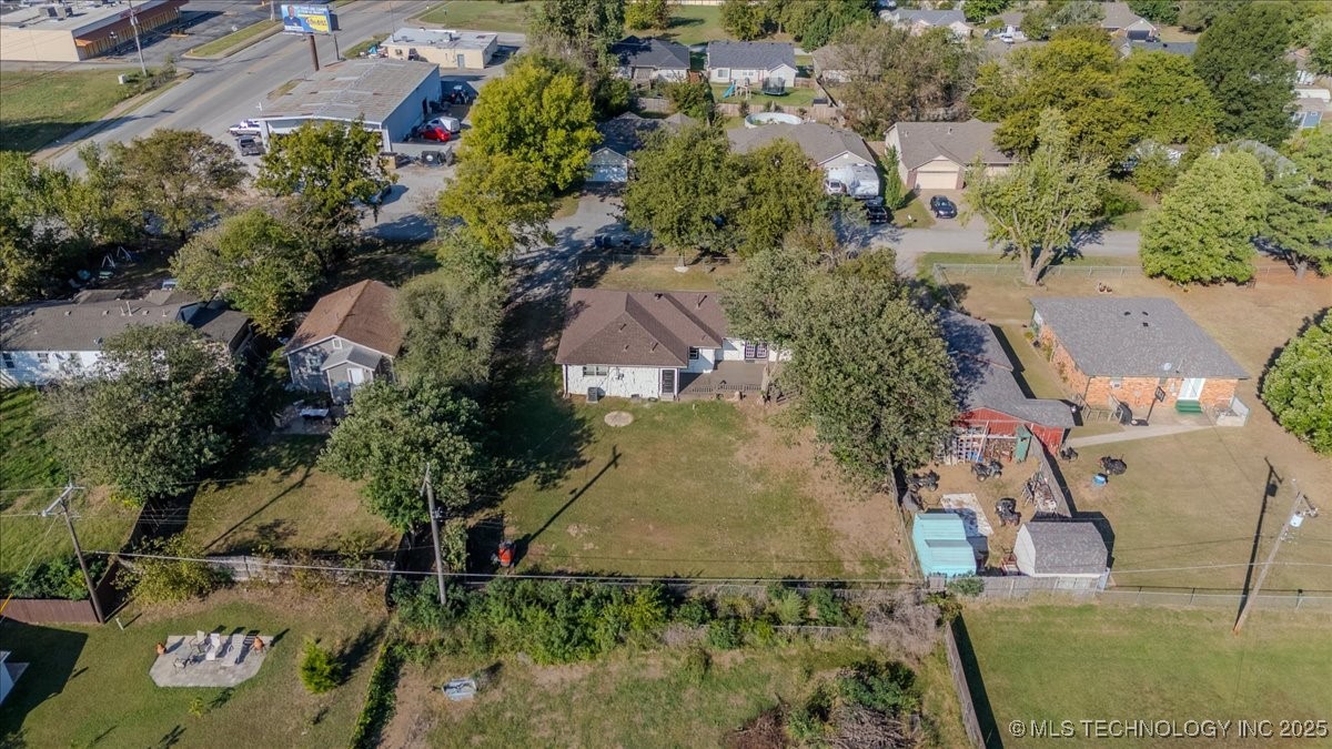 6033 S 31st West Avenue Property Photo 26