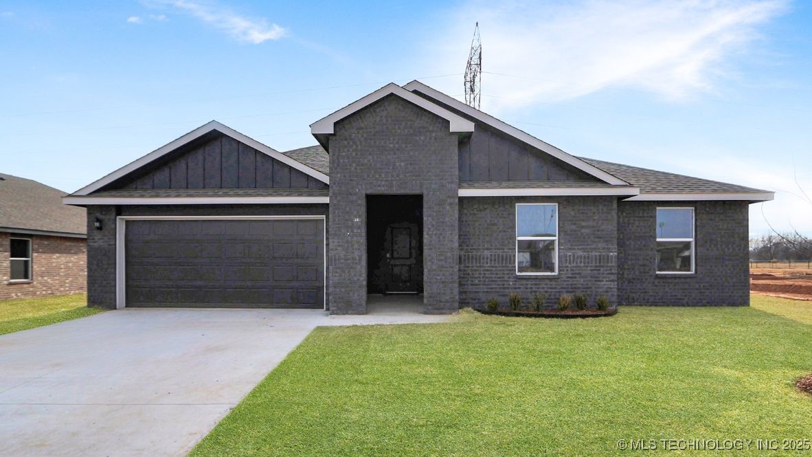 10002 E 135th Place S Property Photo 1