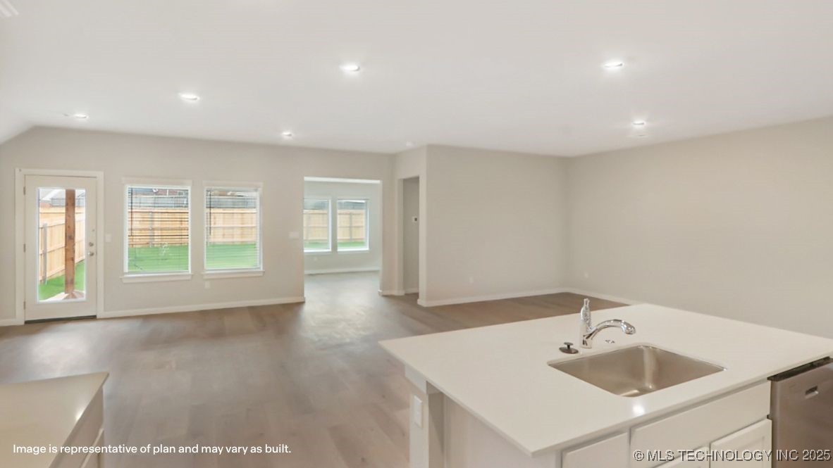 10002 E 135th Place S Property Photo 7