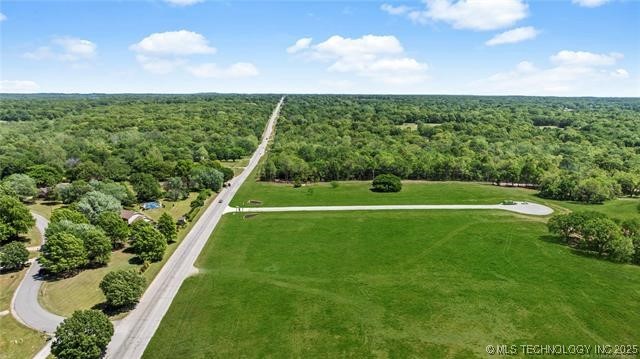 14188 S 201st East Avenue Property Photo 4