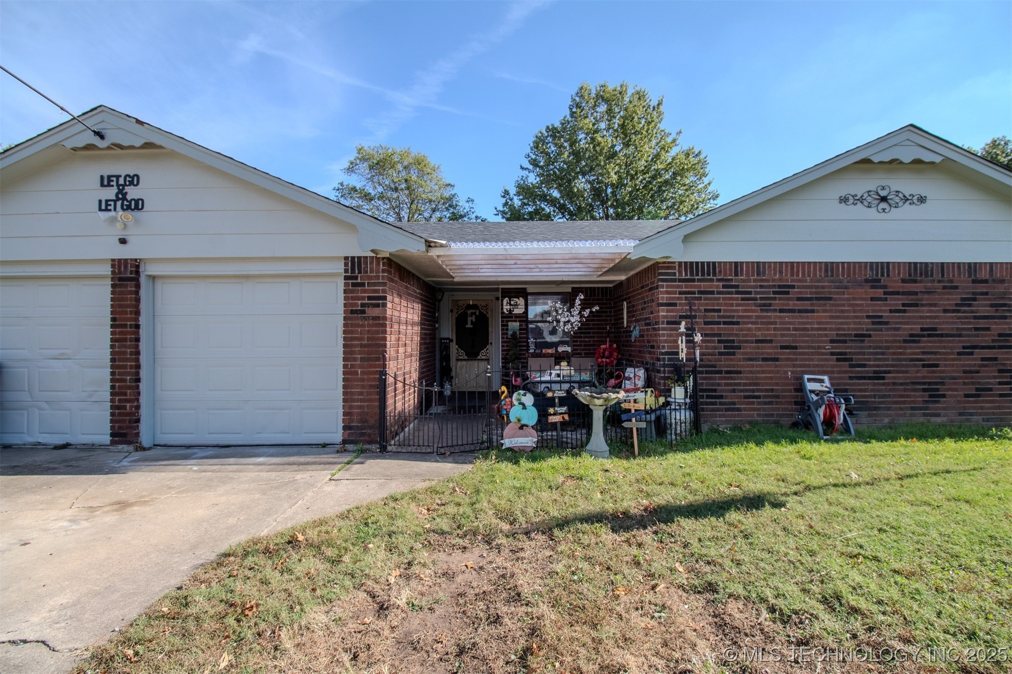 704 Foltz Lane Property Photo 2