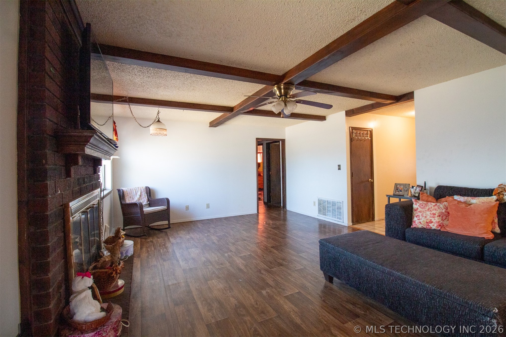 704 Foltz Lane Property Photo 8