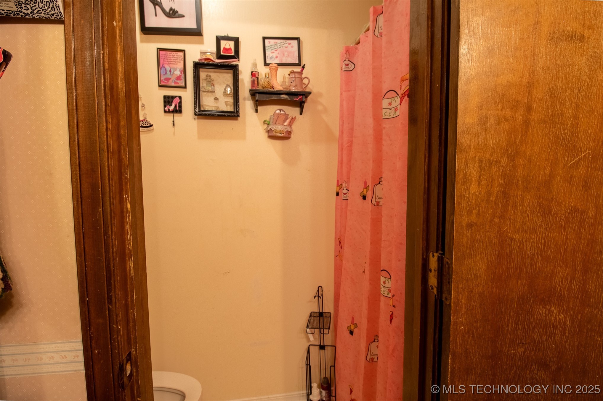 704 Foltz Lane Property Photo 18