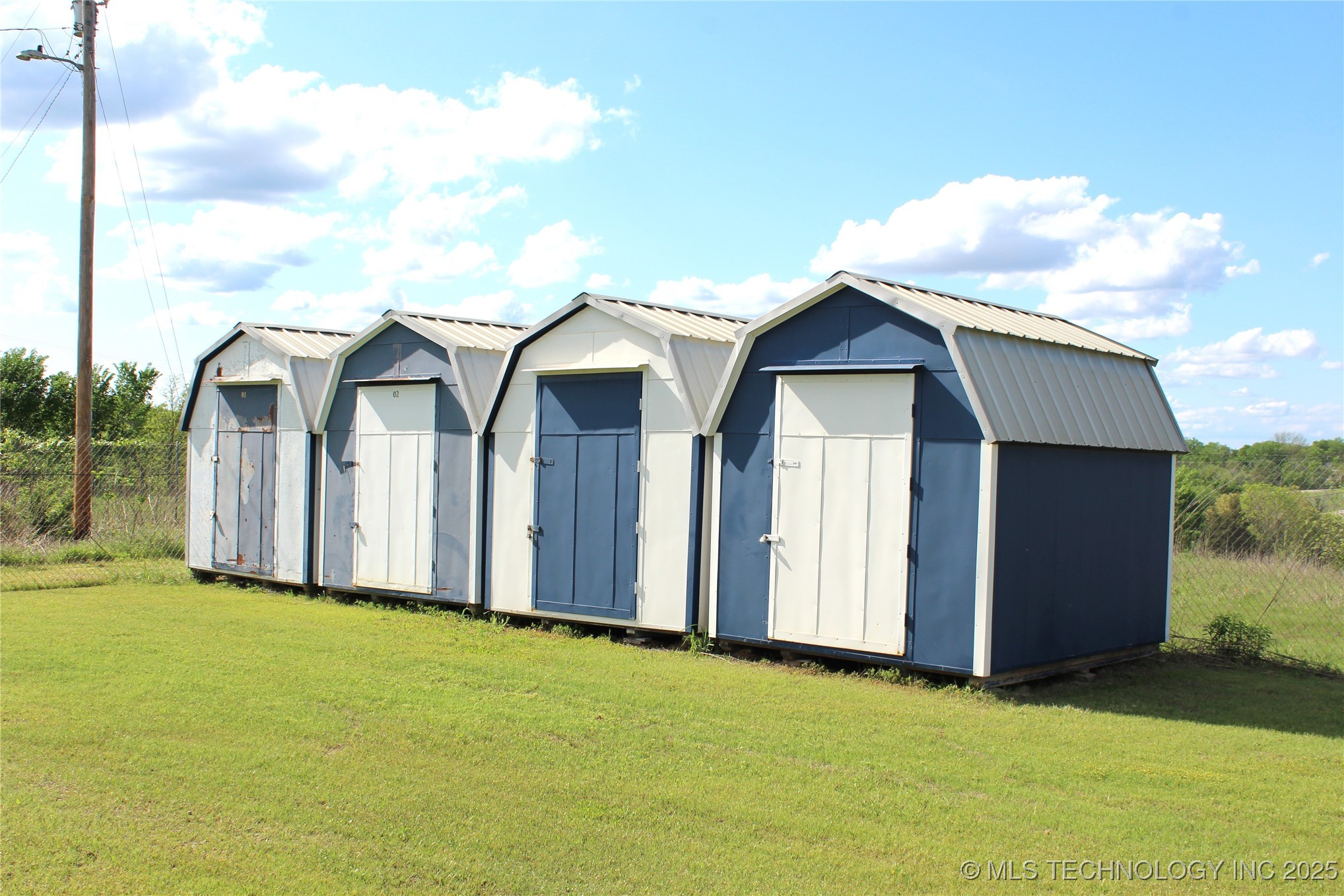14233 S 142nd Road Property Photo 5