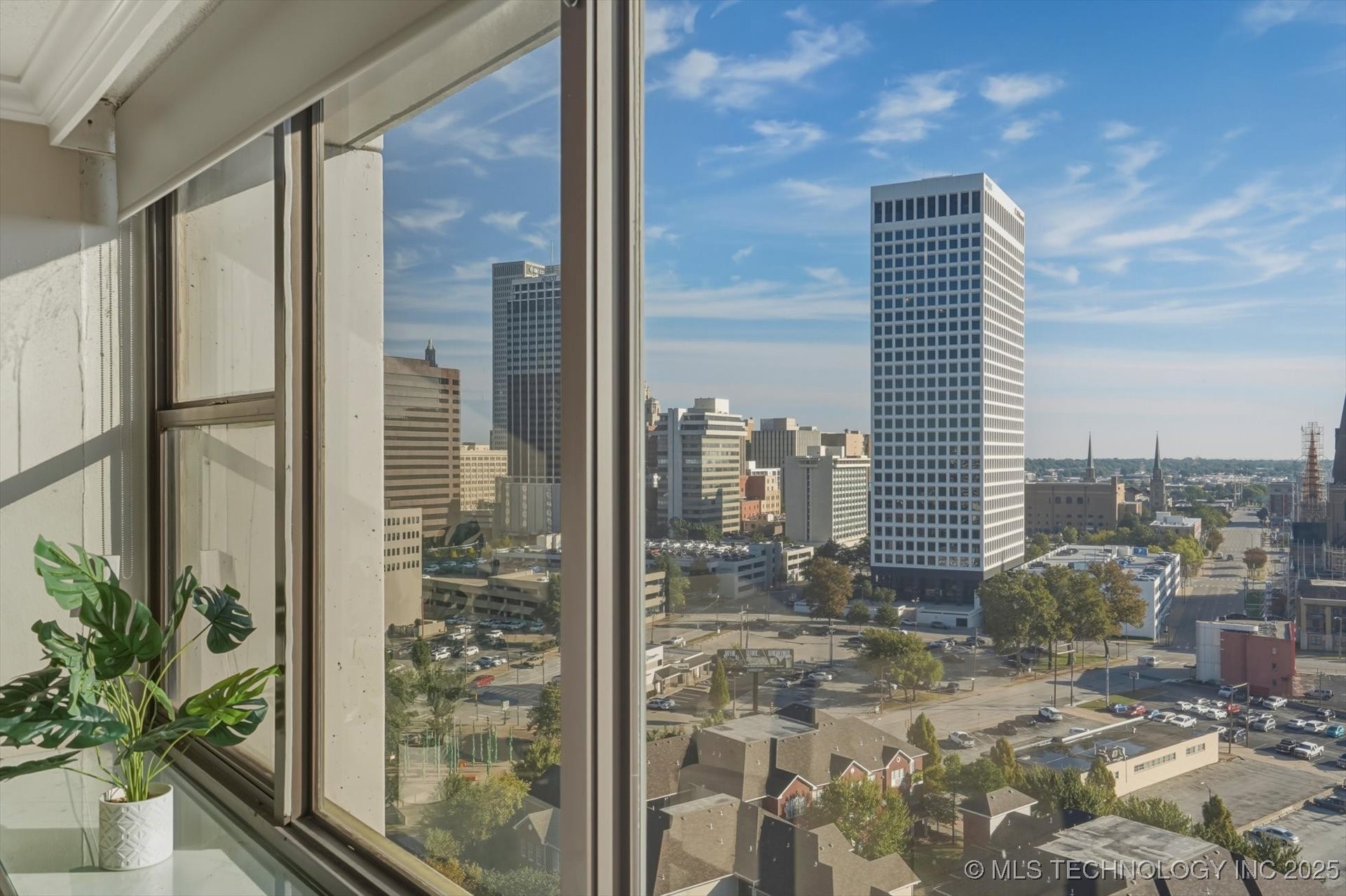 410 W 7th Street S 1928 Property Photo 3