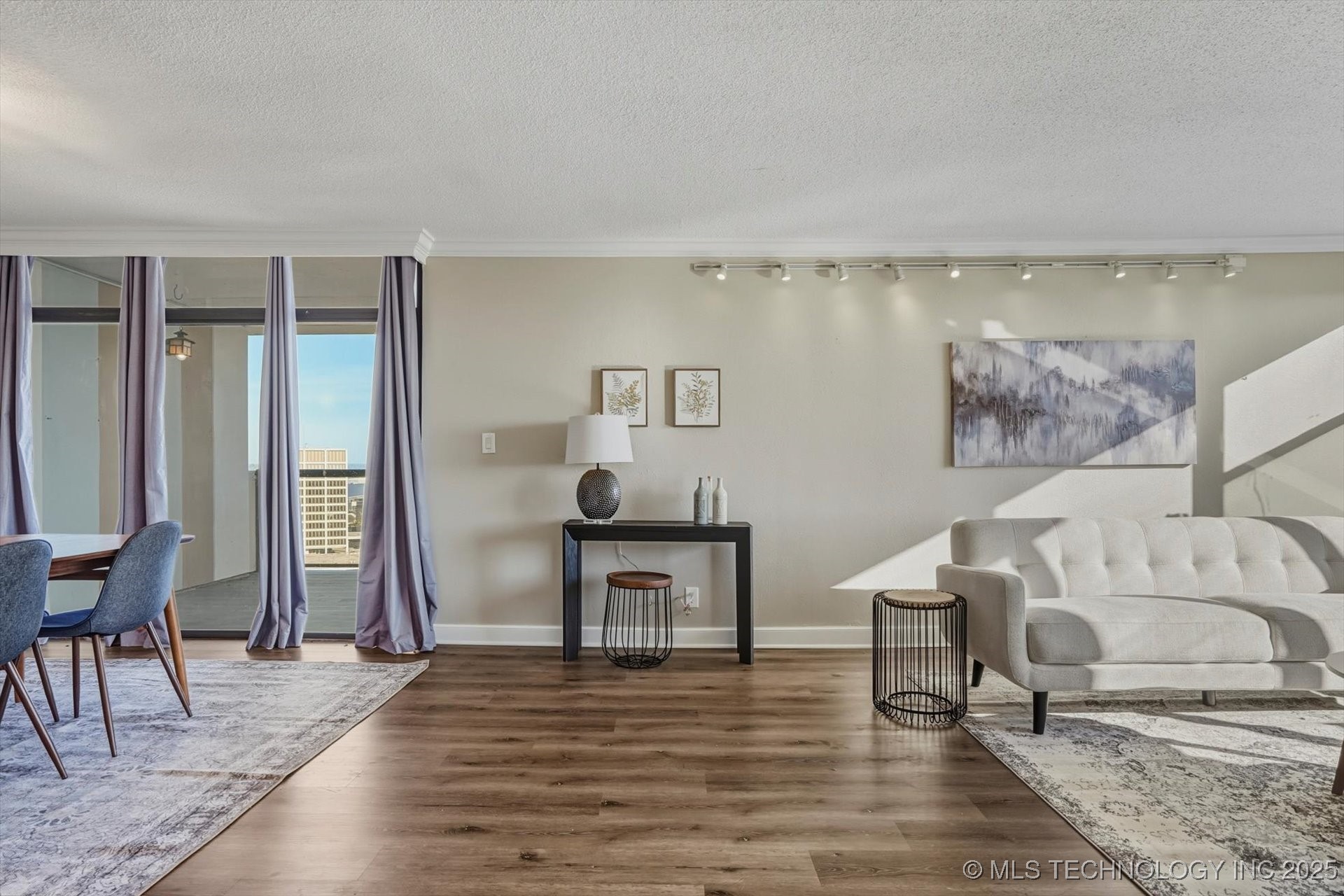 410 W 7th Street S 1928 Property Photo 5