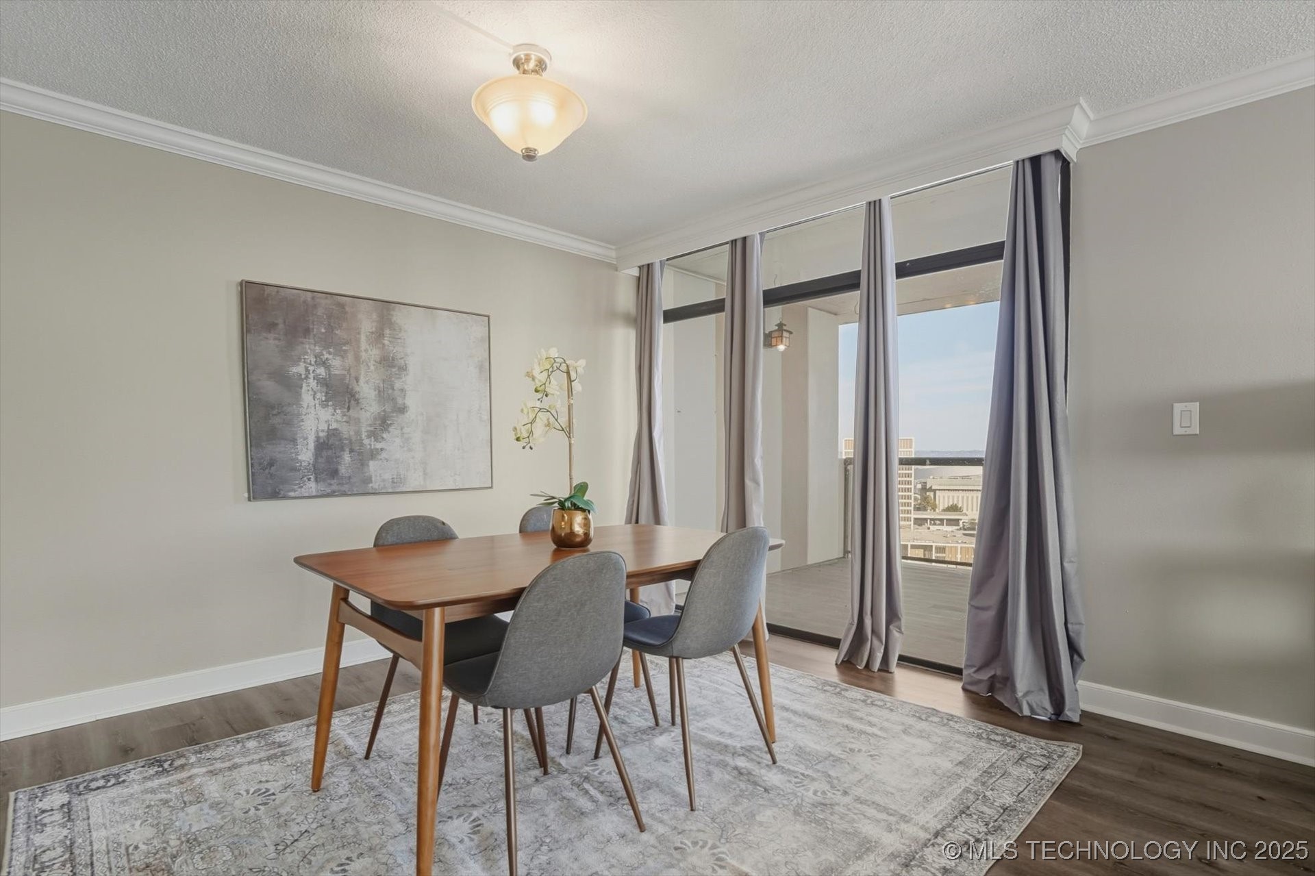 410 W 7th Street S 1928 Property Photo 9