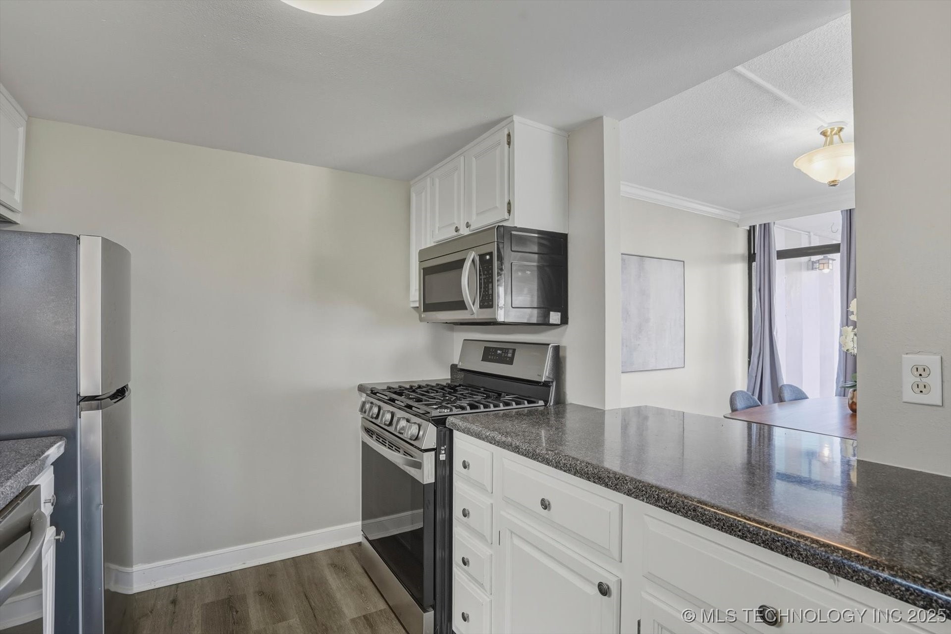 410 W 7th Street S 1928 Property Photo 12