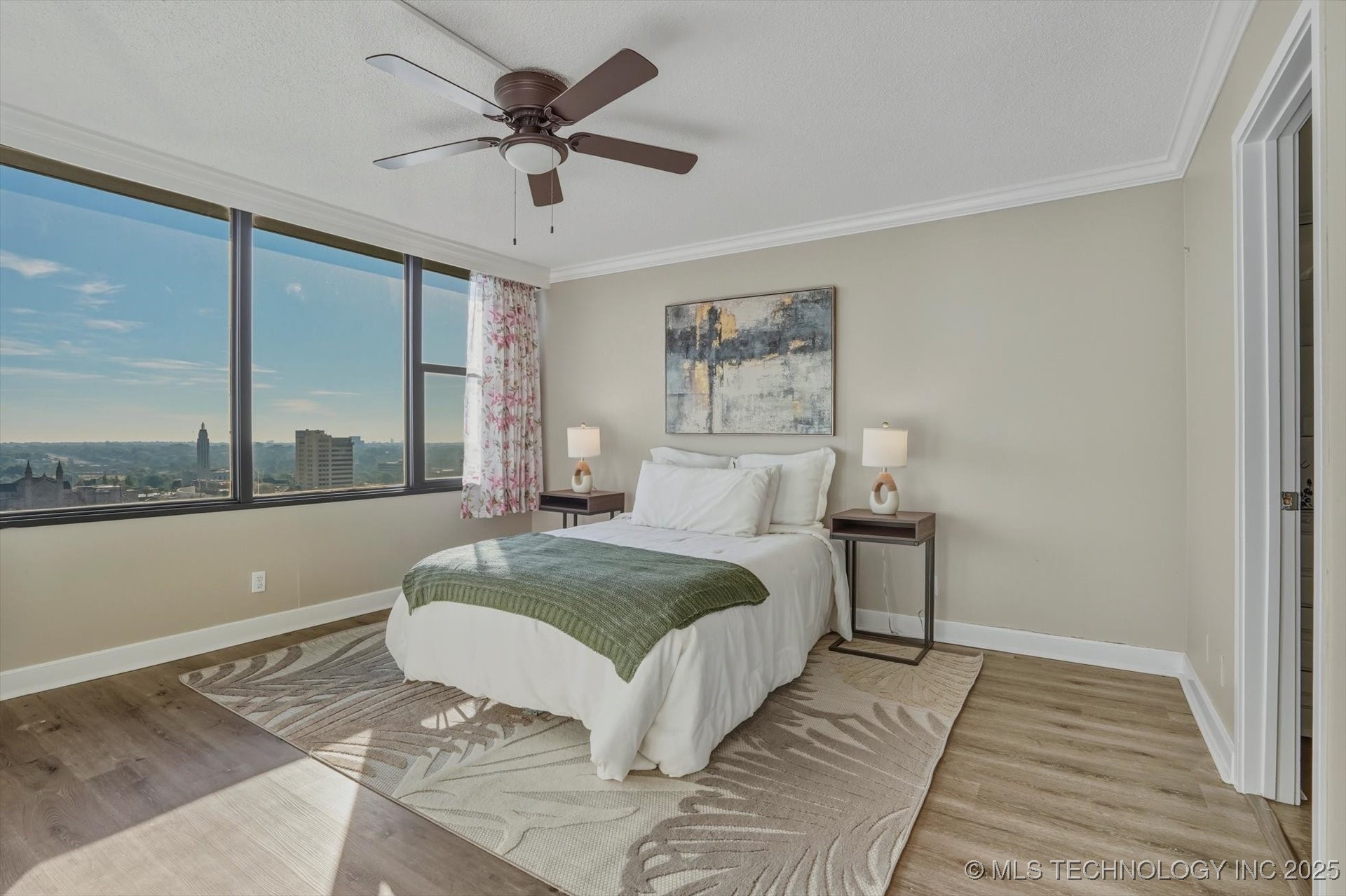 410 W 7th Street S 1928 Property Photo 14