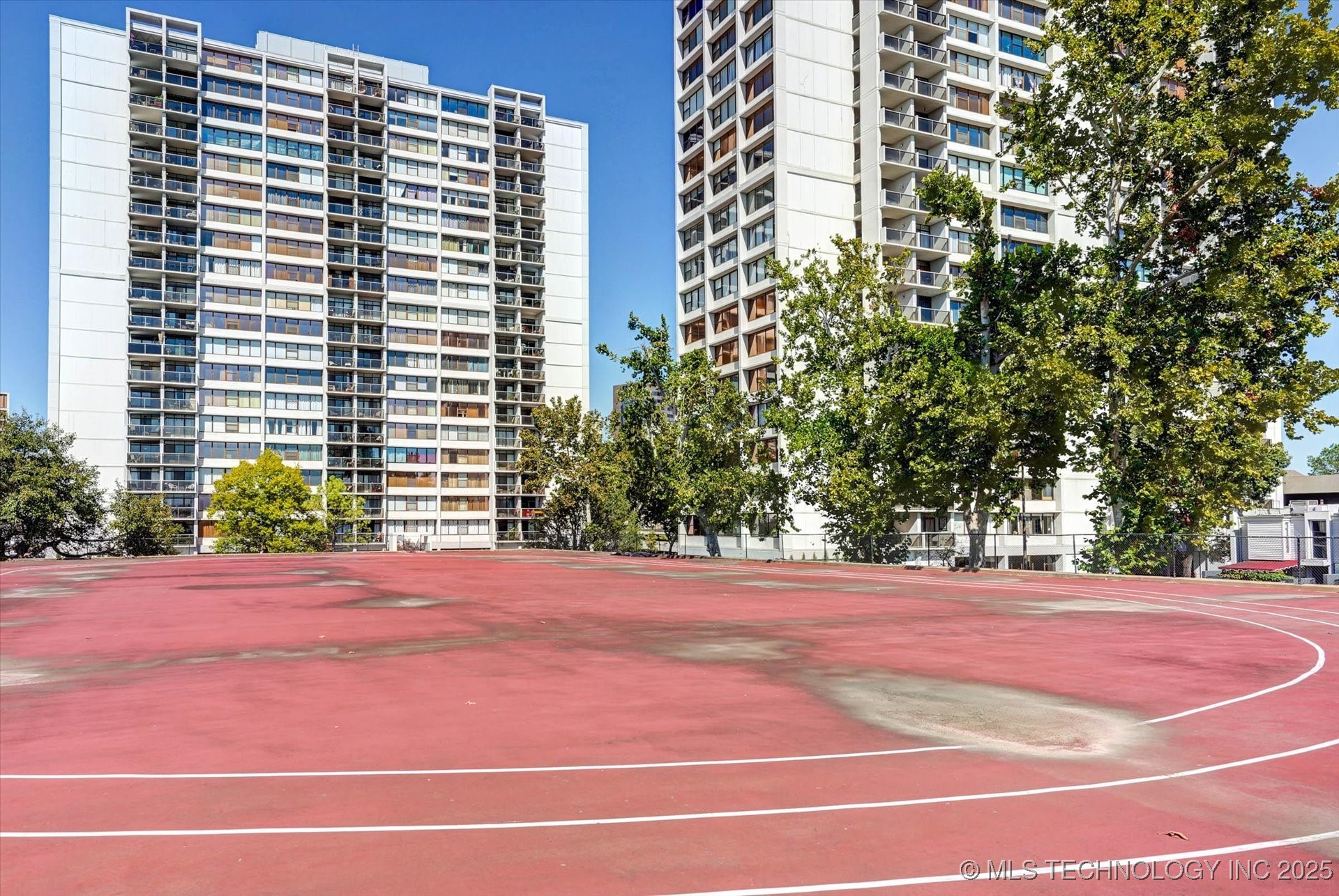 410 W 7th Street S 1928 Property Photo 34
