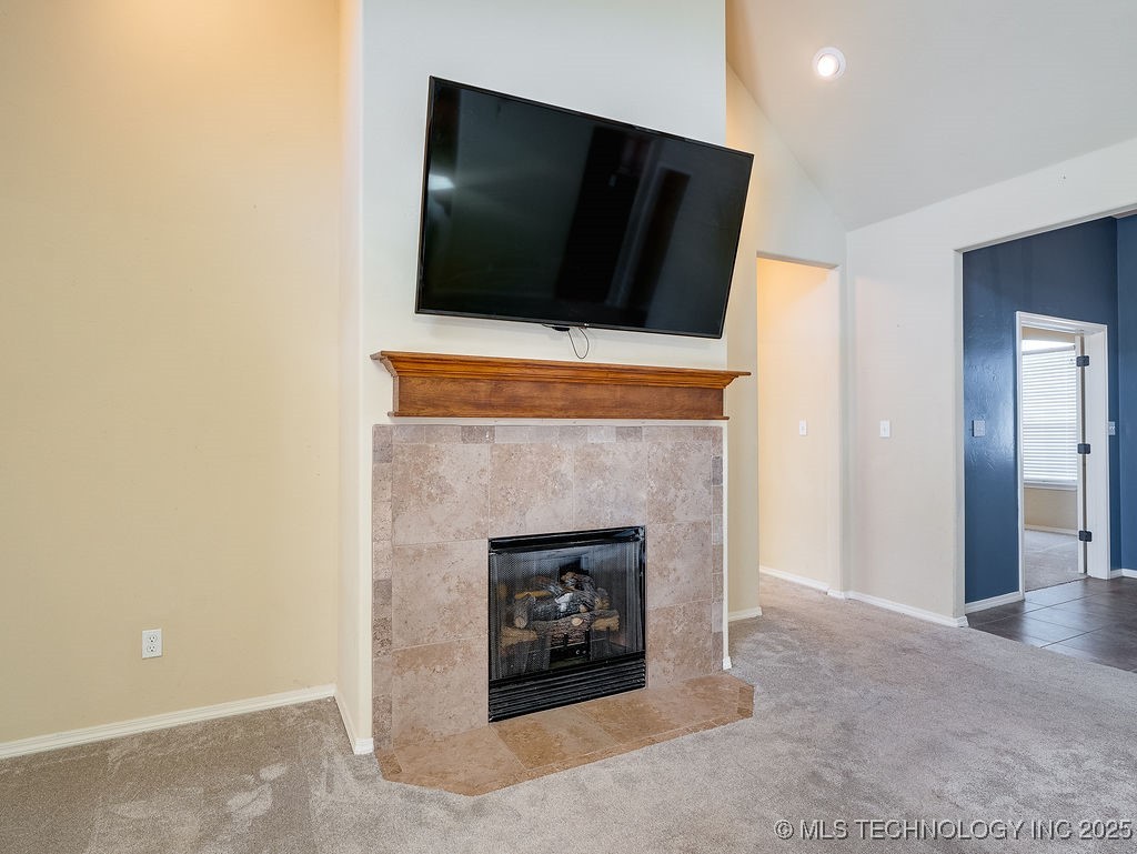 2819 Abbey Drive Property Photo 12