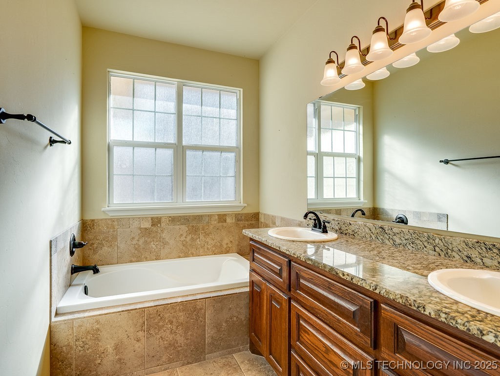 2819 Abbey Drive Property Photo 33