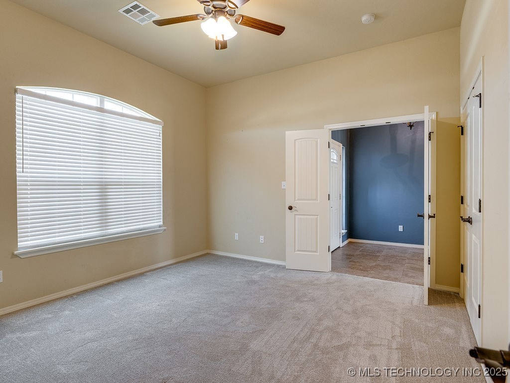 2819 Abbey Drive Property Photo 40