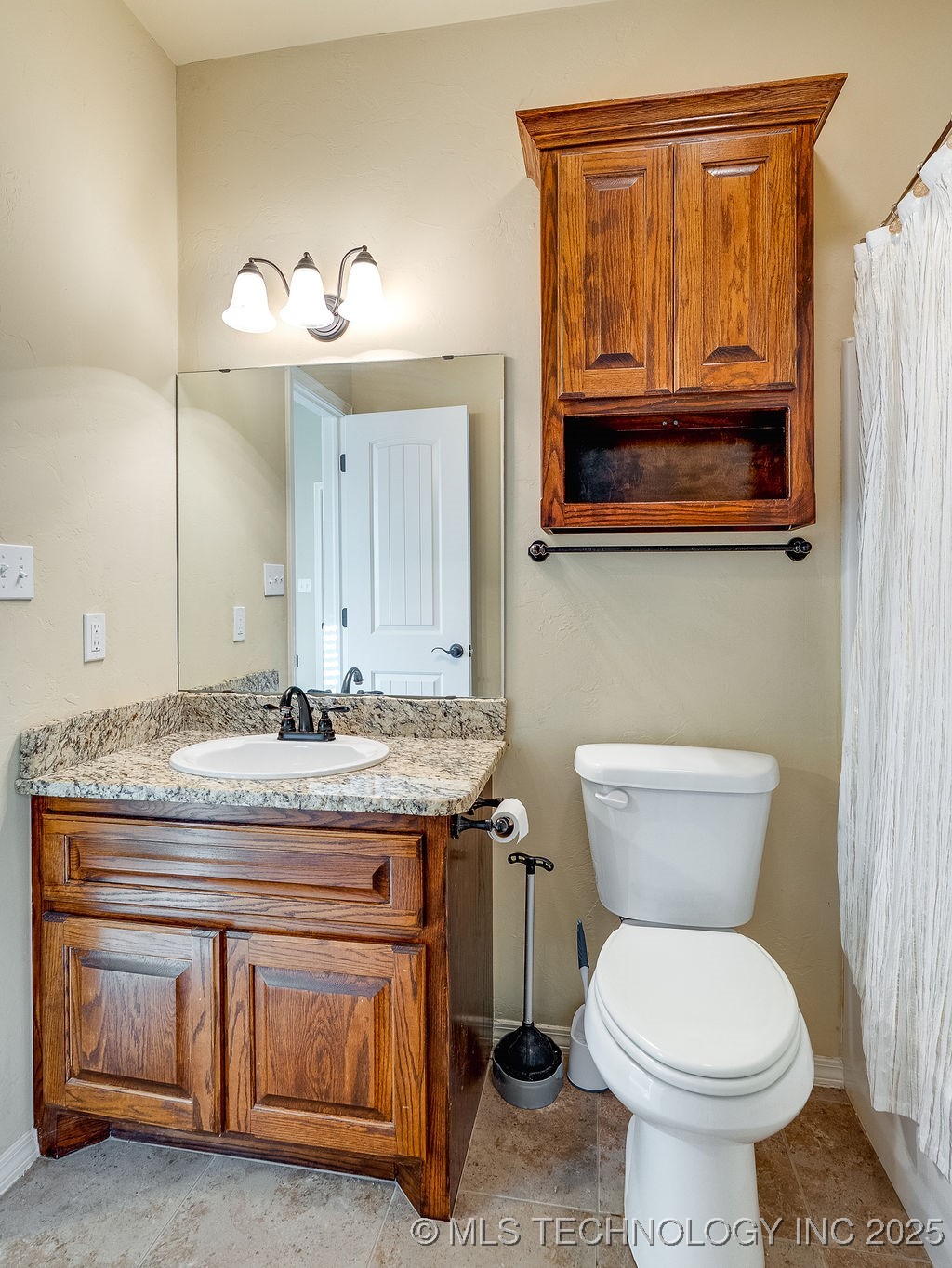 2819 Abbey Drive Property Photo 43