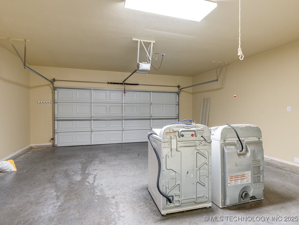 2819 Abbey Drive Property Photo 51