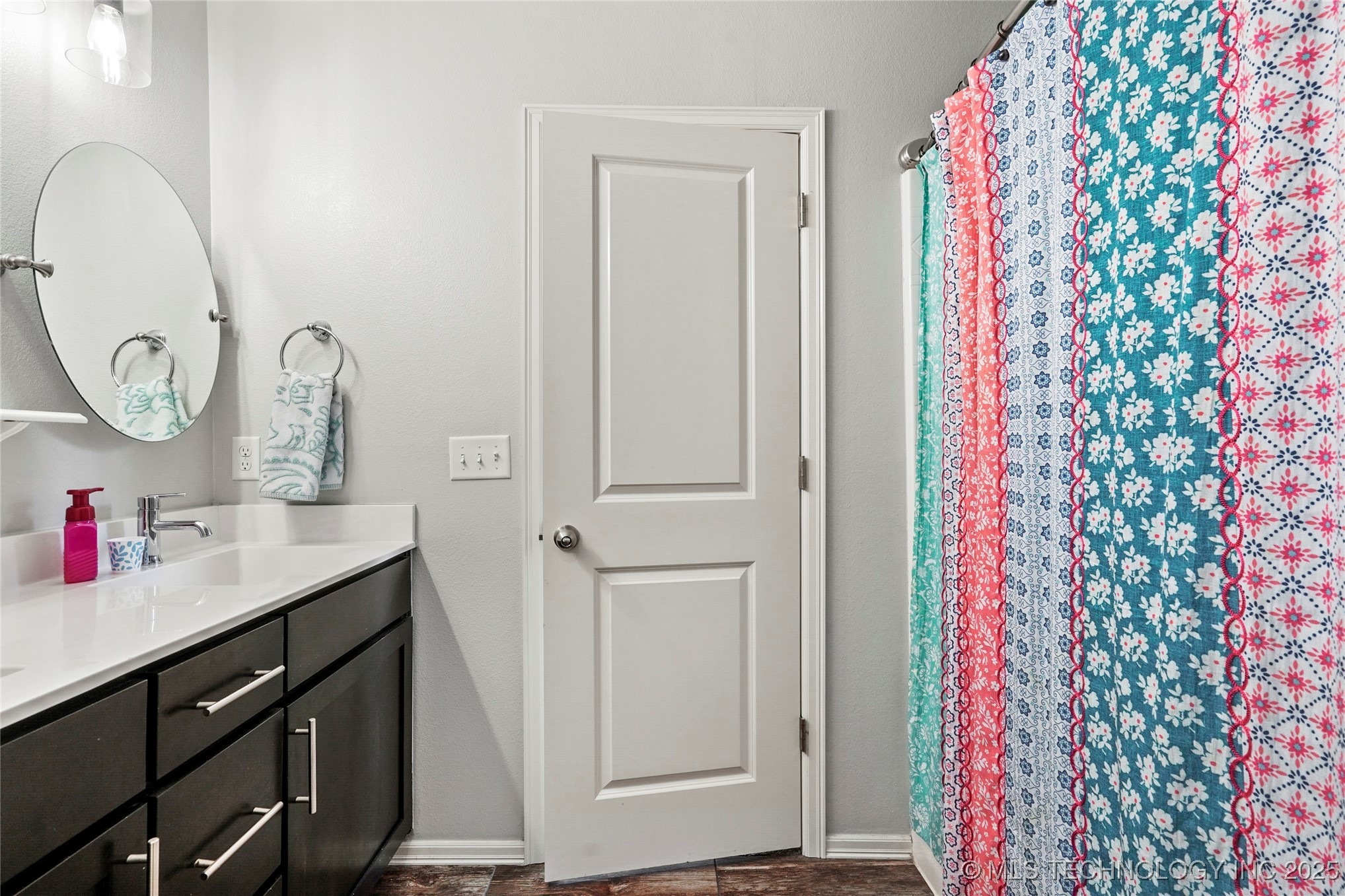 7416 S Laurel Avenue Property Photo 22