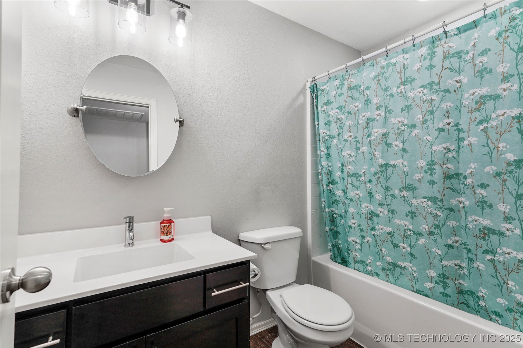 7416 S Laurel Avenue Property Photo 26