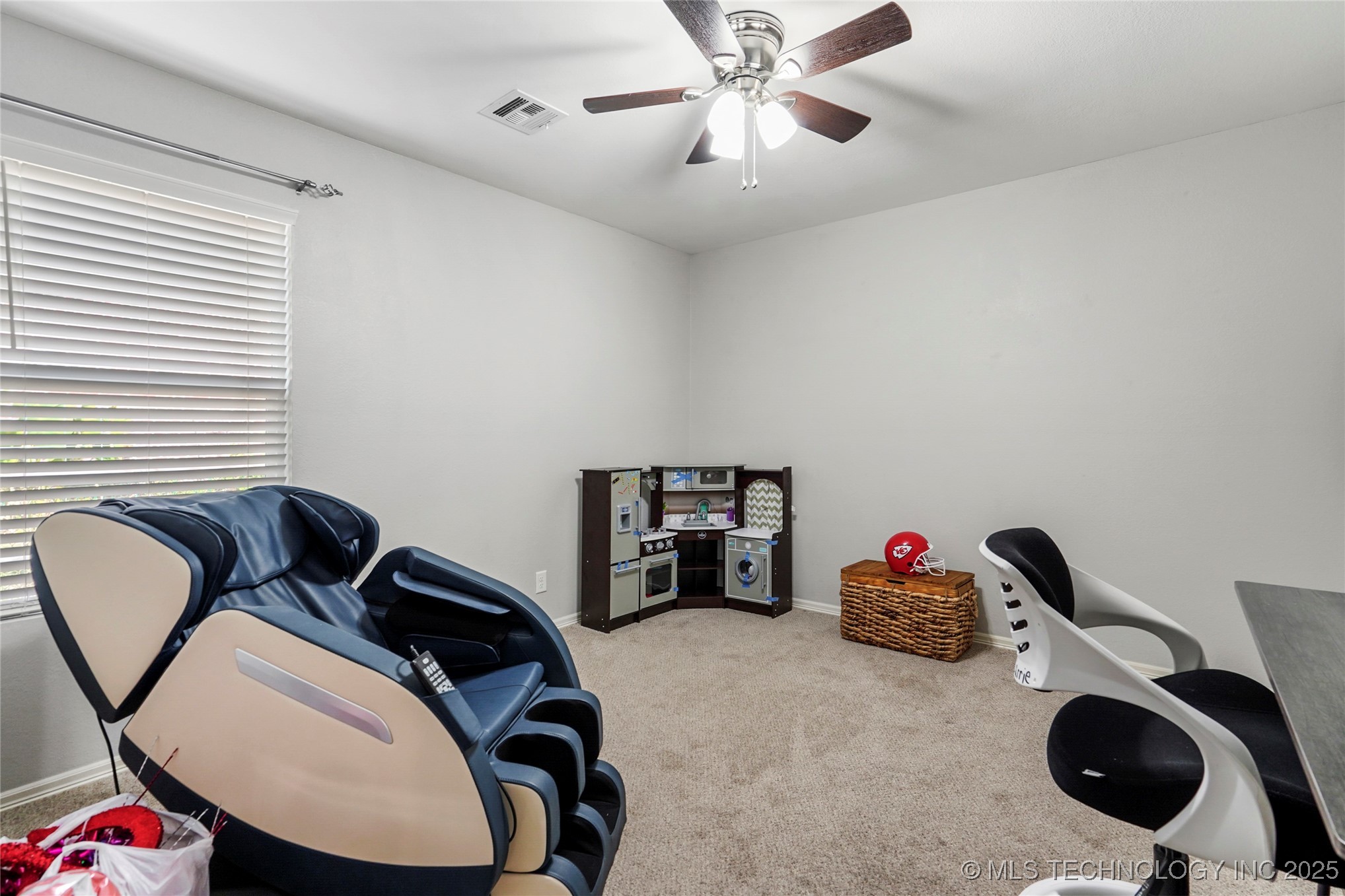 7416 S Laurel Avenue Property Photo 27