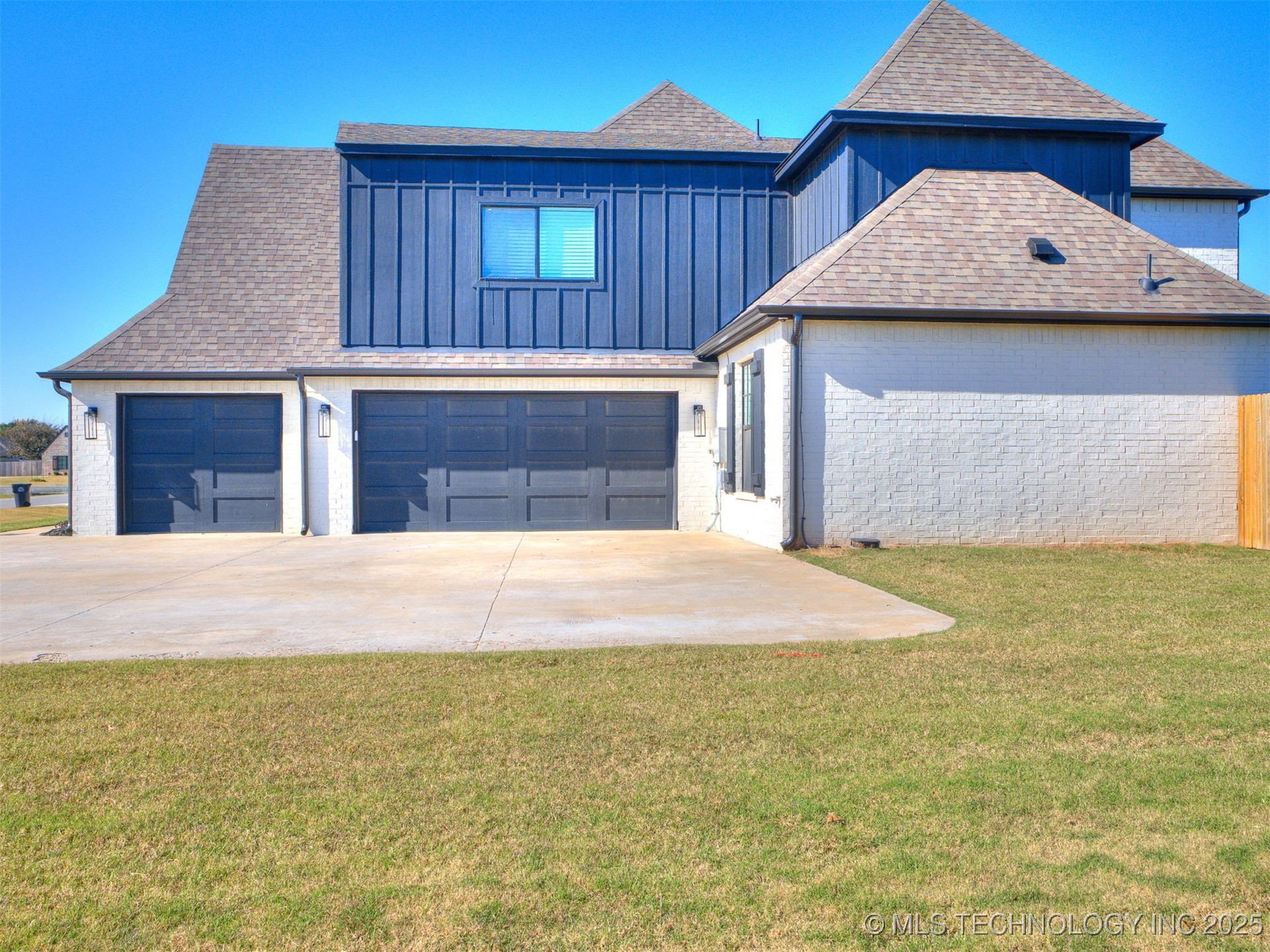 15907 E 106th Place North Property Photo 5