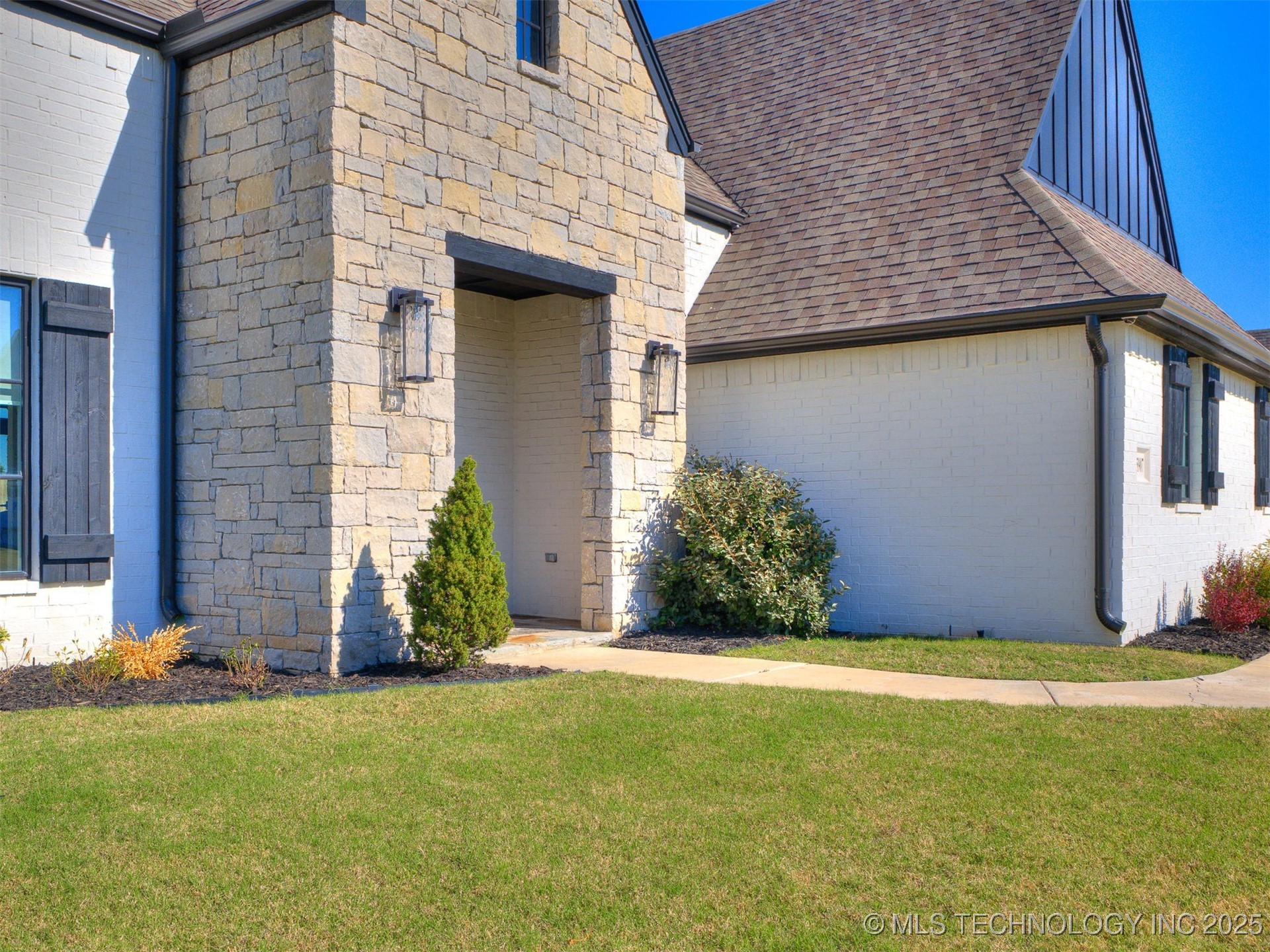 15907 E 106th Place North Property Photo 8