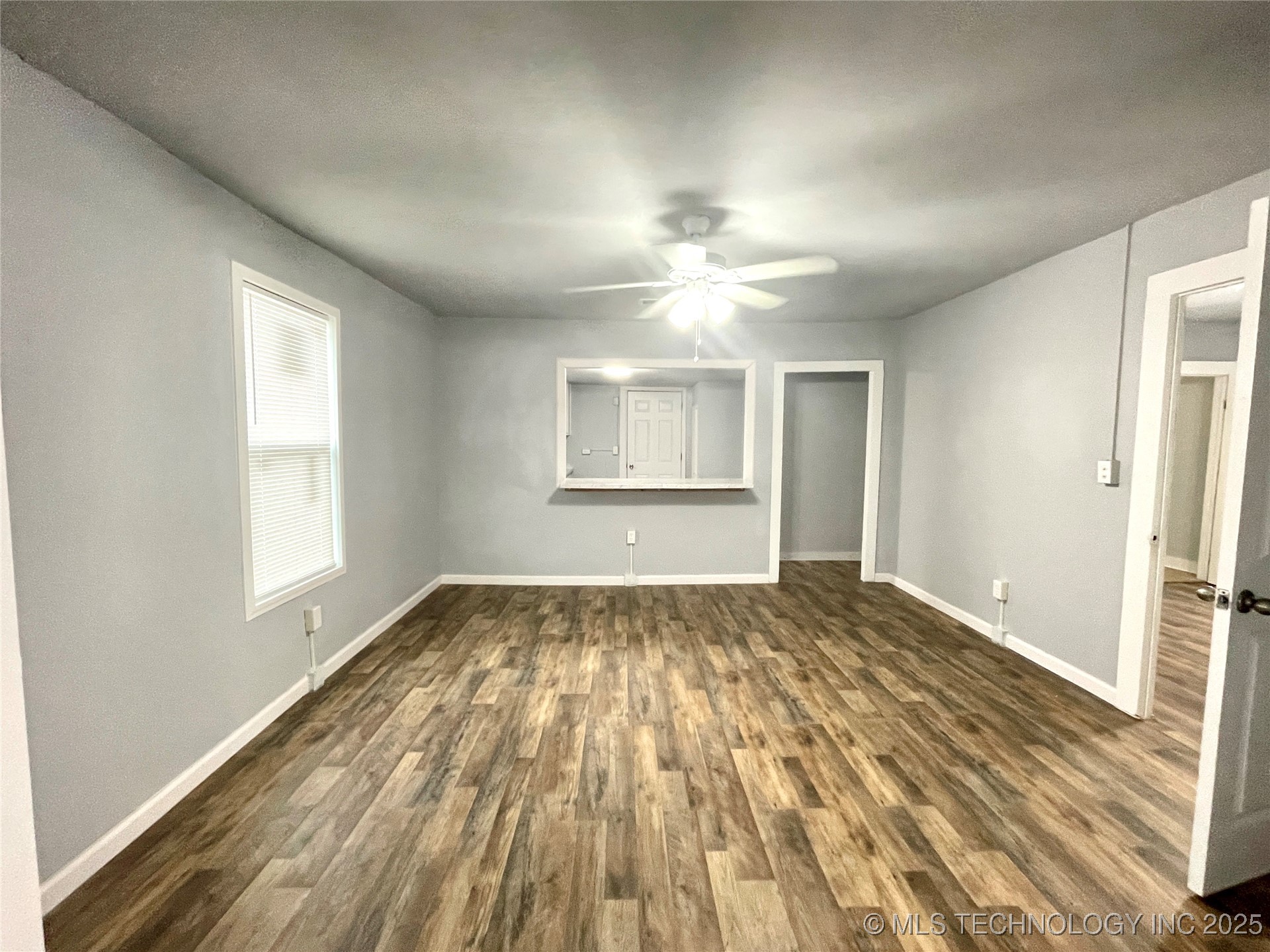 400 Se Carter Street Se Property Photo 3