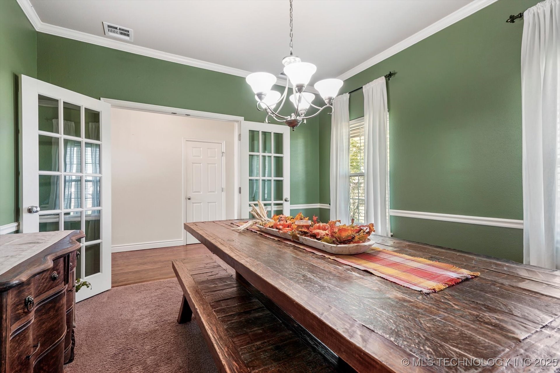 2406 E Fairfield Court Property Photo 16