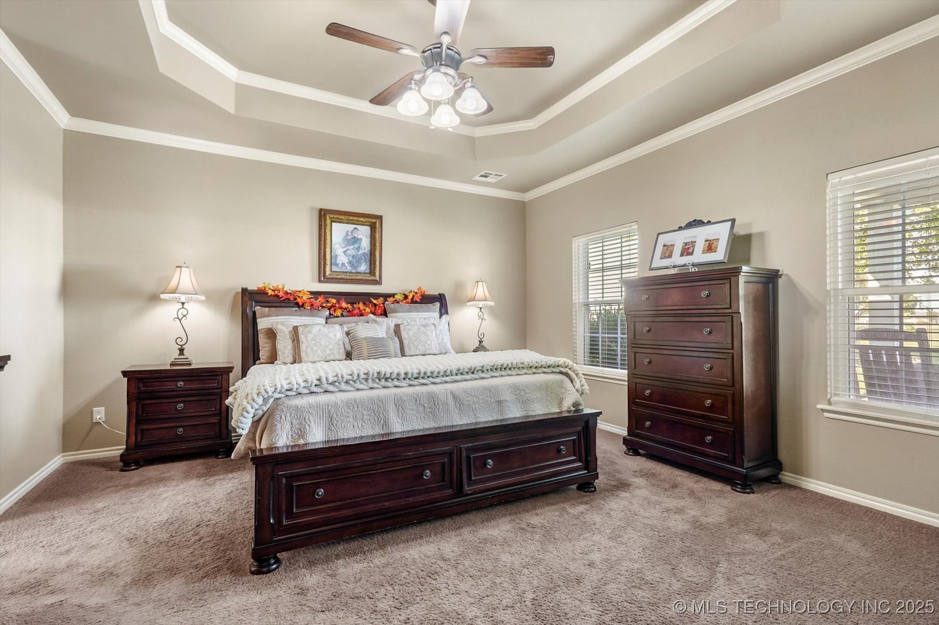 2406 E Fairfield Court Property Photo 18