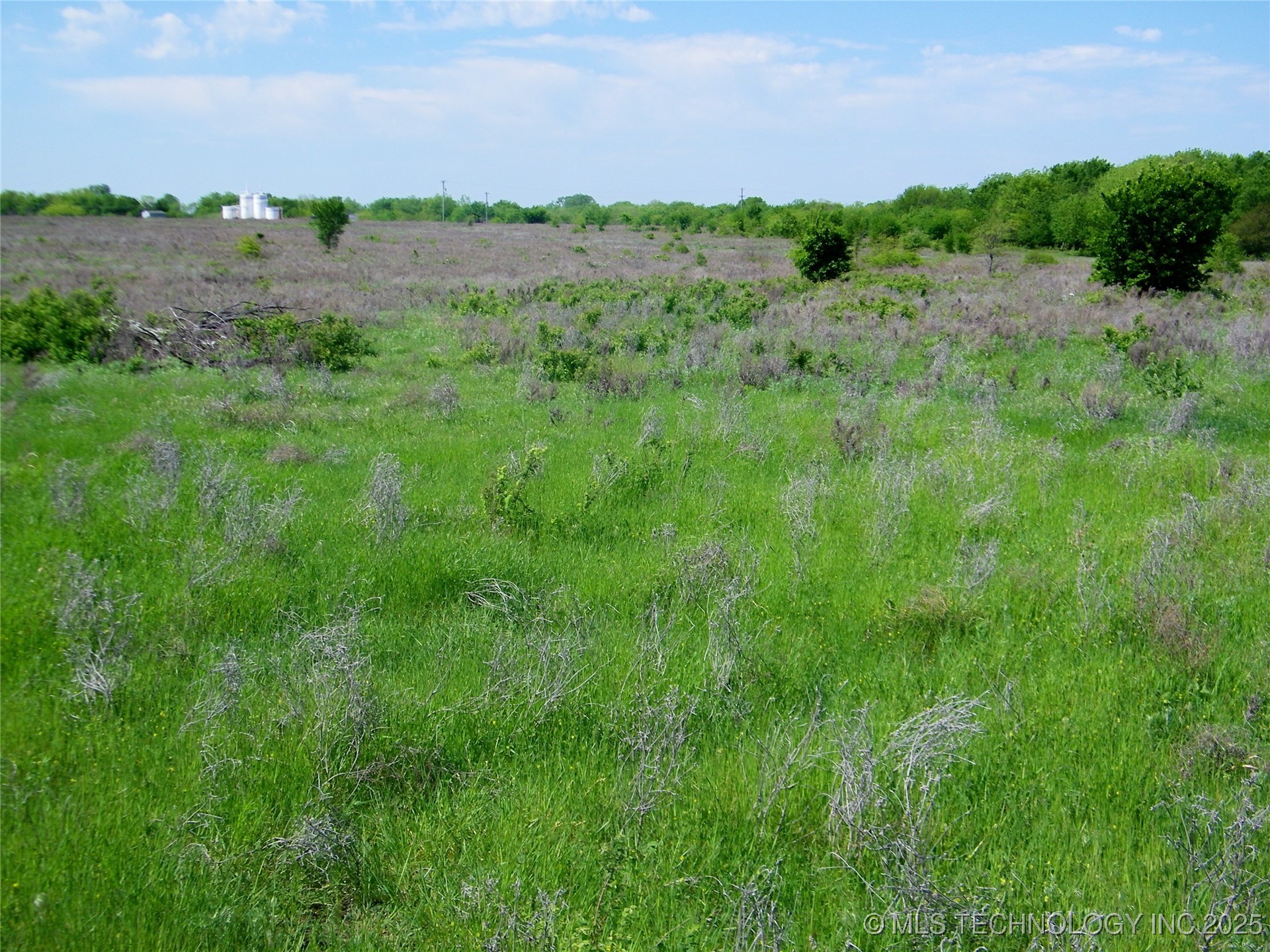 E 290 Road Property Photo 6