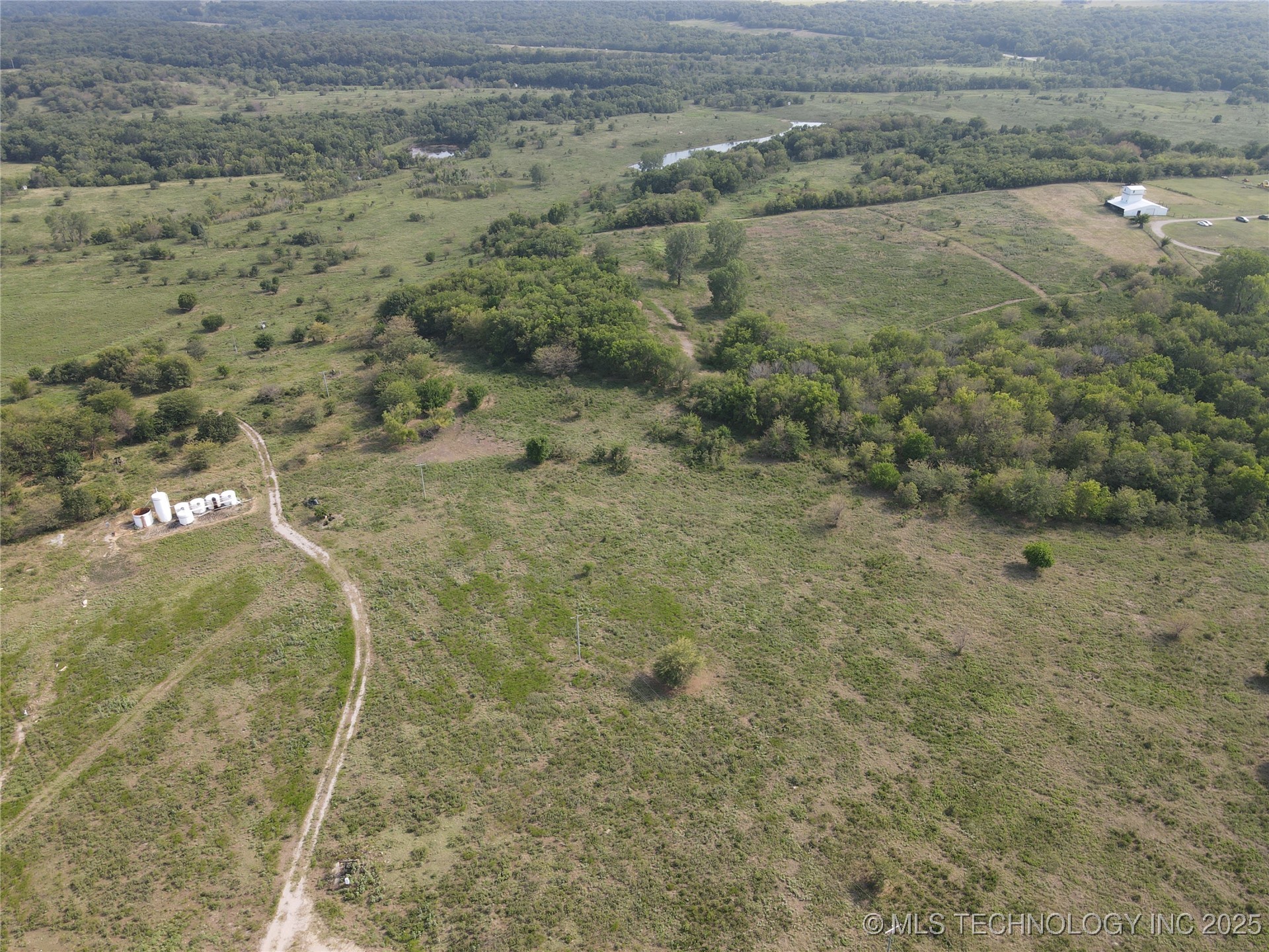 E 290 Road Property Photo 50