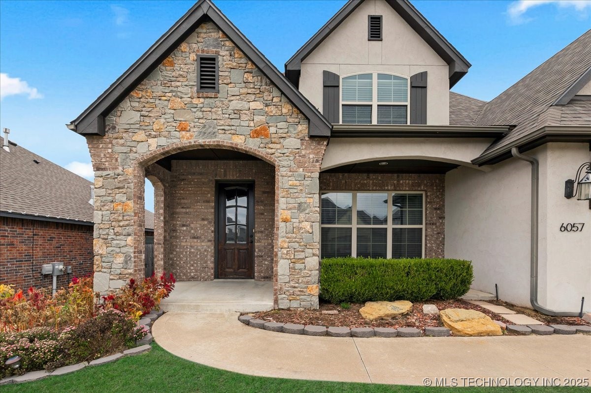 6057 E 144th Street S Property Photo 4