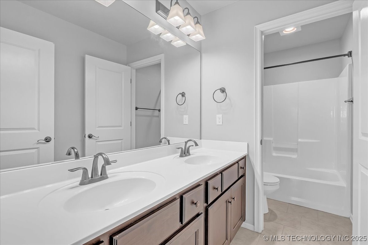 6057 E 144th Street S Property Photo 46