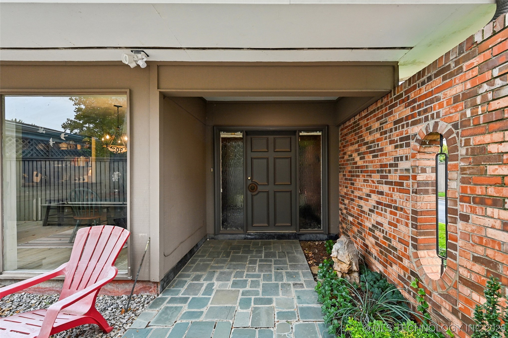 2112 E 60th Street J6 Property Photo 13