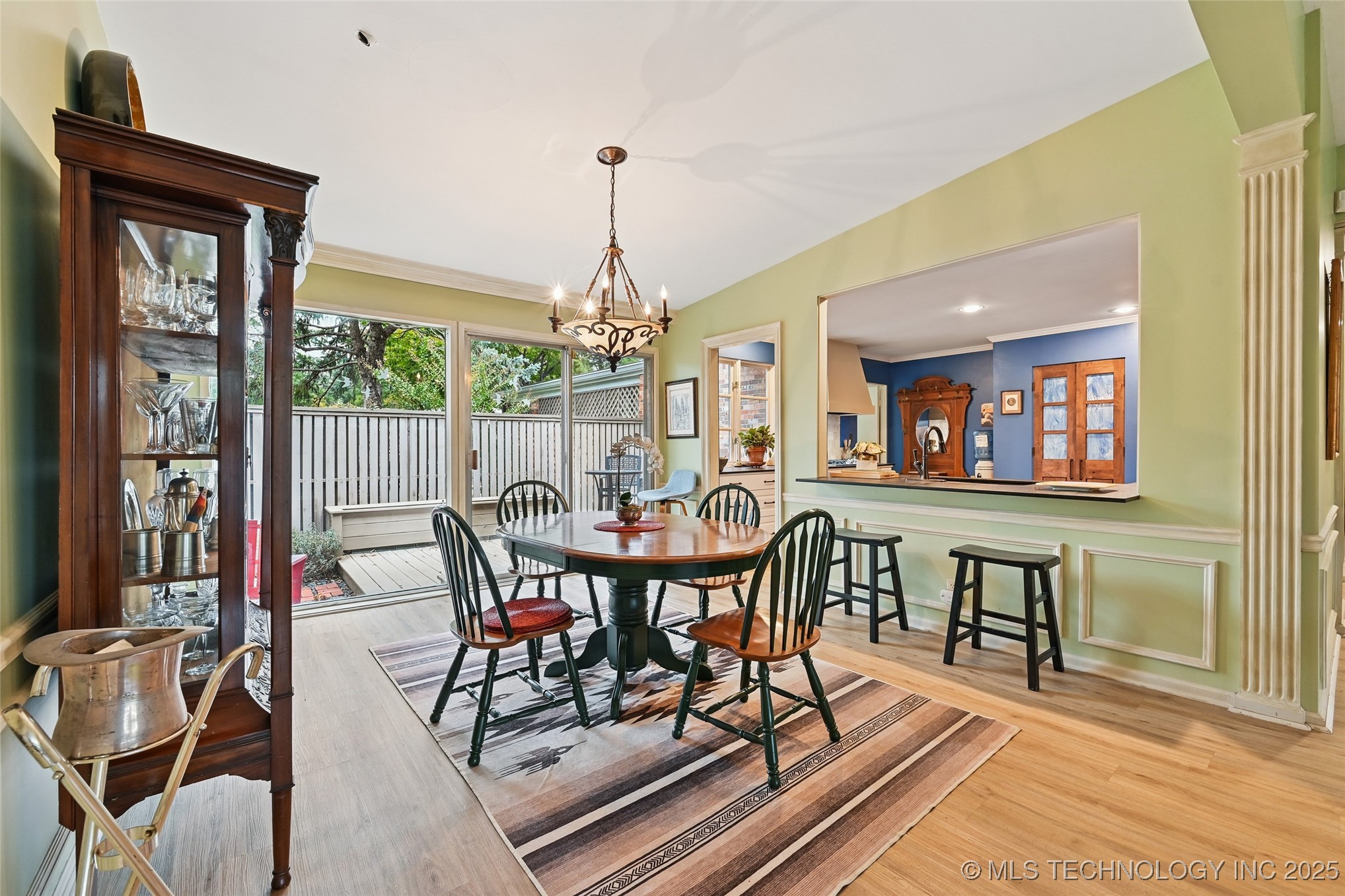 2112 E 60th Street J6 Property Photo 21