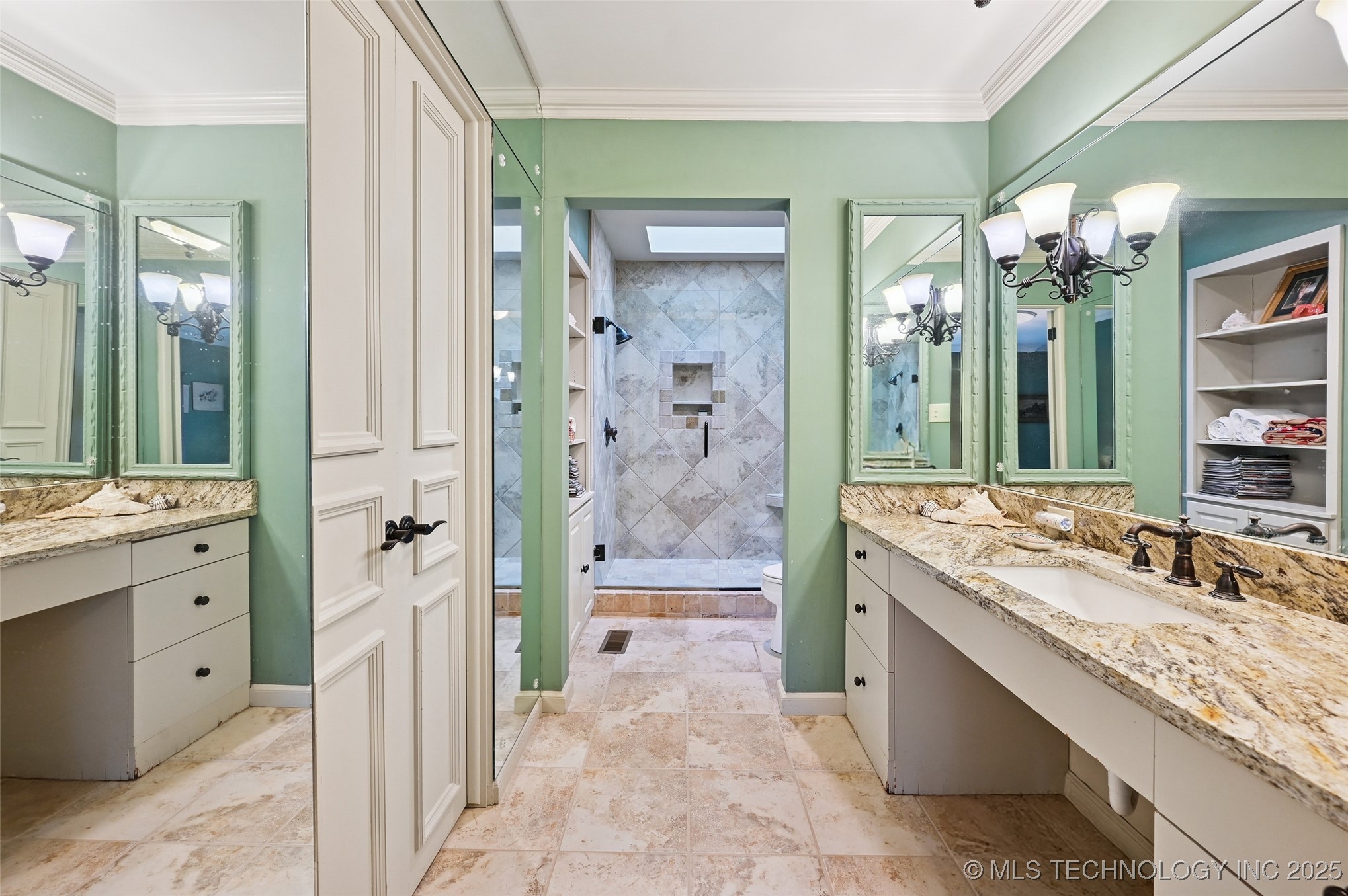 2112 E 60th Street J6 Property Photo 34