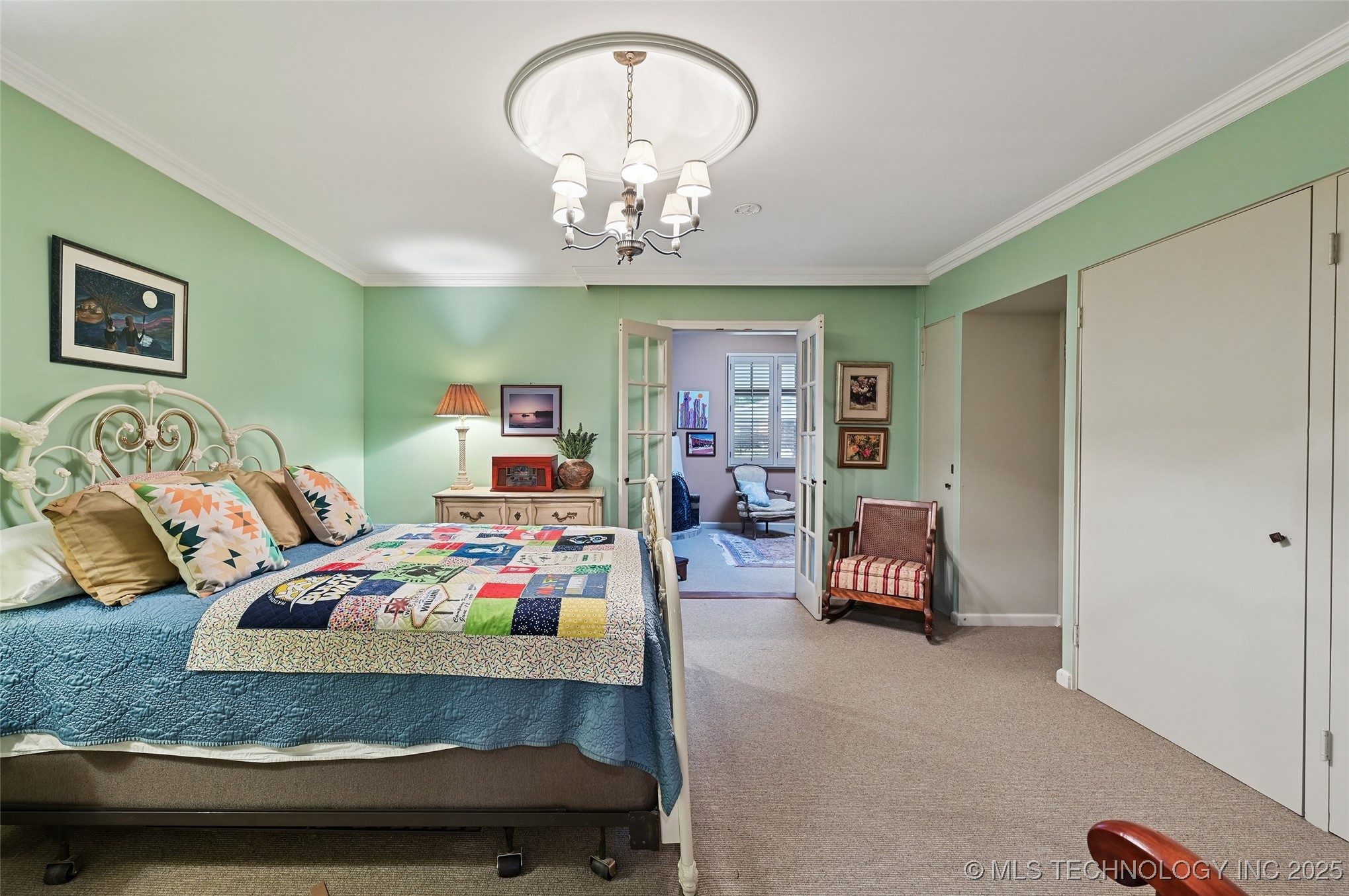 2112 E 60th Street J6 Property Photo 37