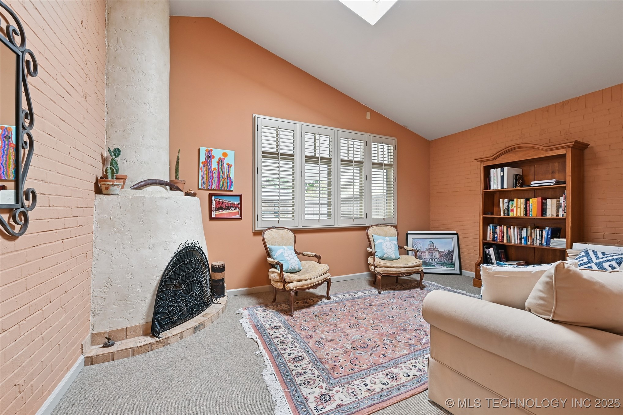 2112 E 60th Street J6 Property Photo 40