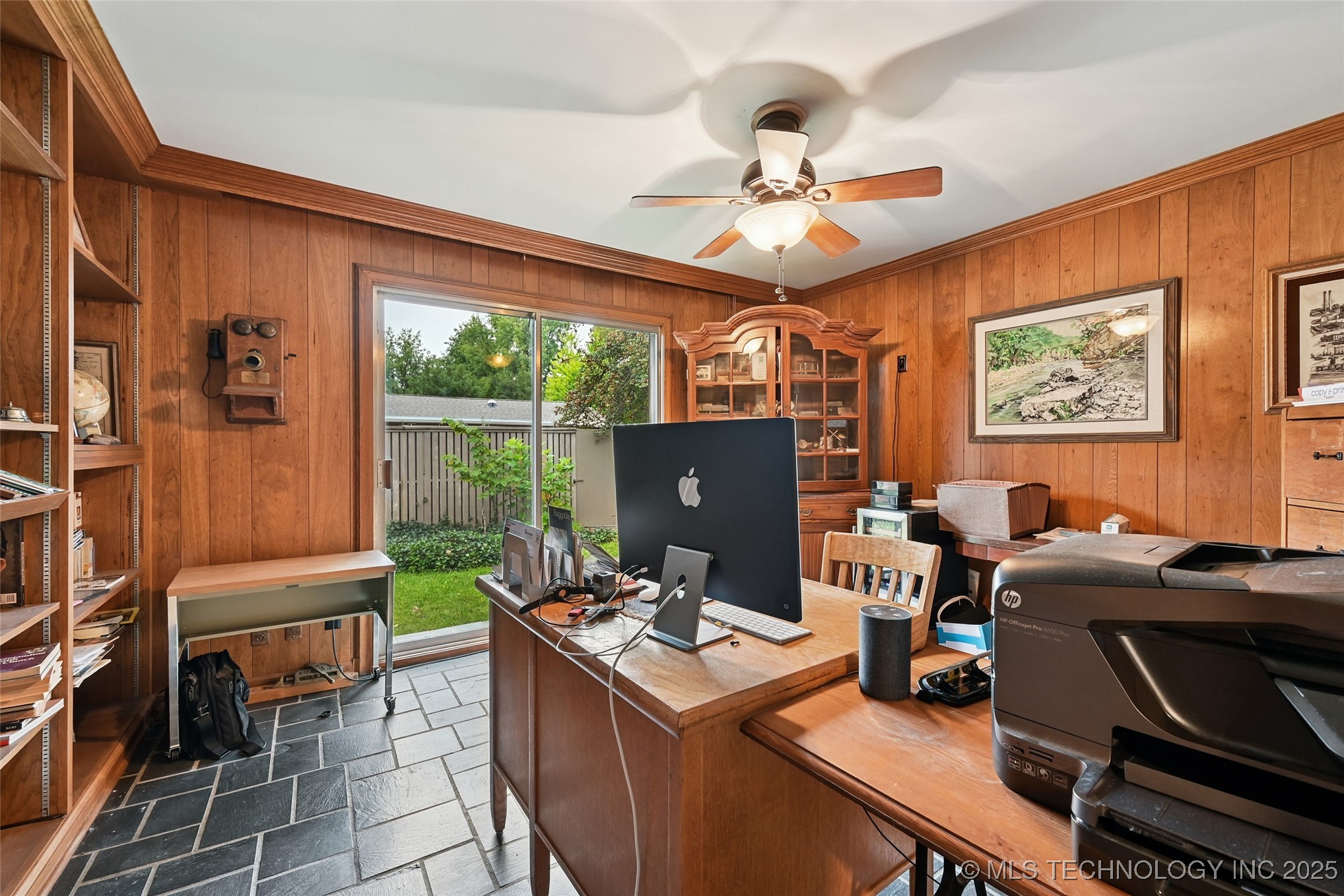 2112 E 60th Street J6 Property Photo 44