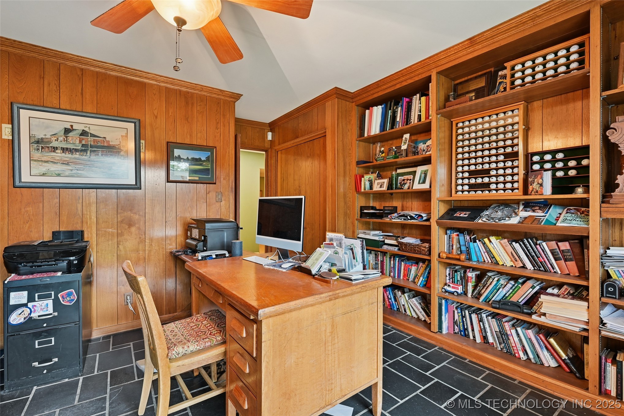 2112 E 60th Street J6 Property Photo 45