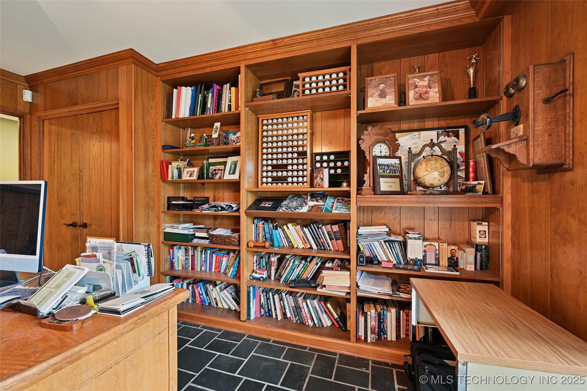 2112 E 60th Street J6 Property Photo 46