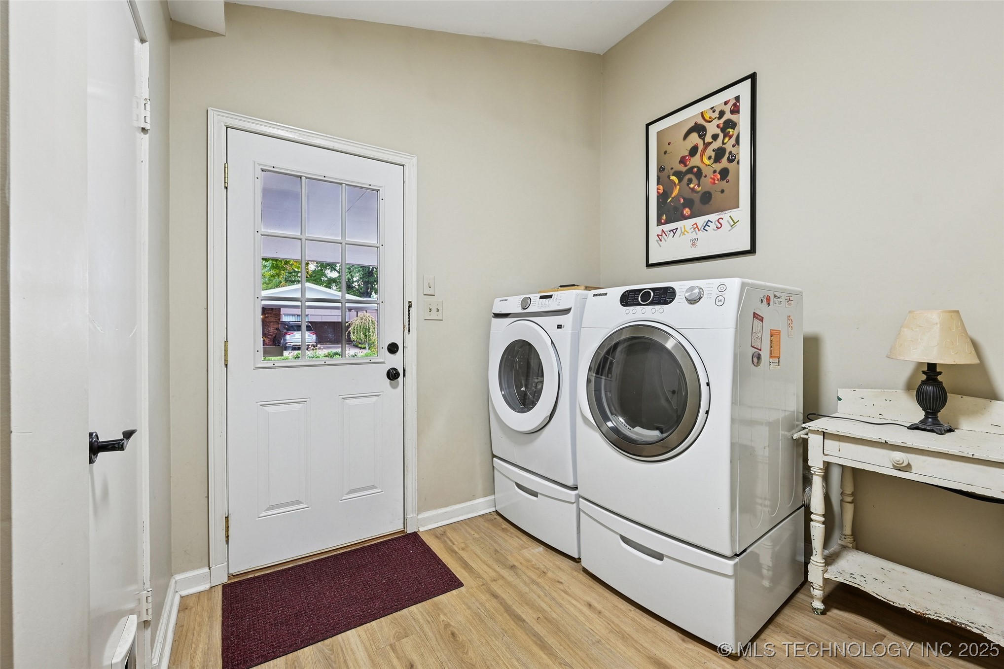 2112 E 60th Street J6 Property Photo 47