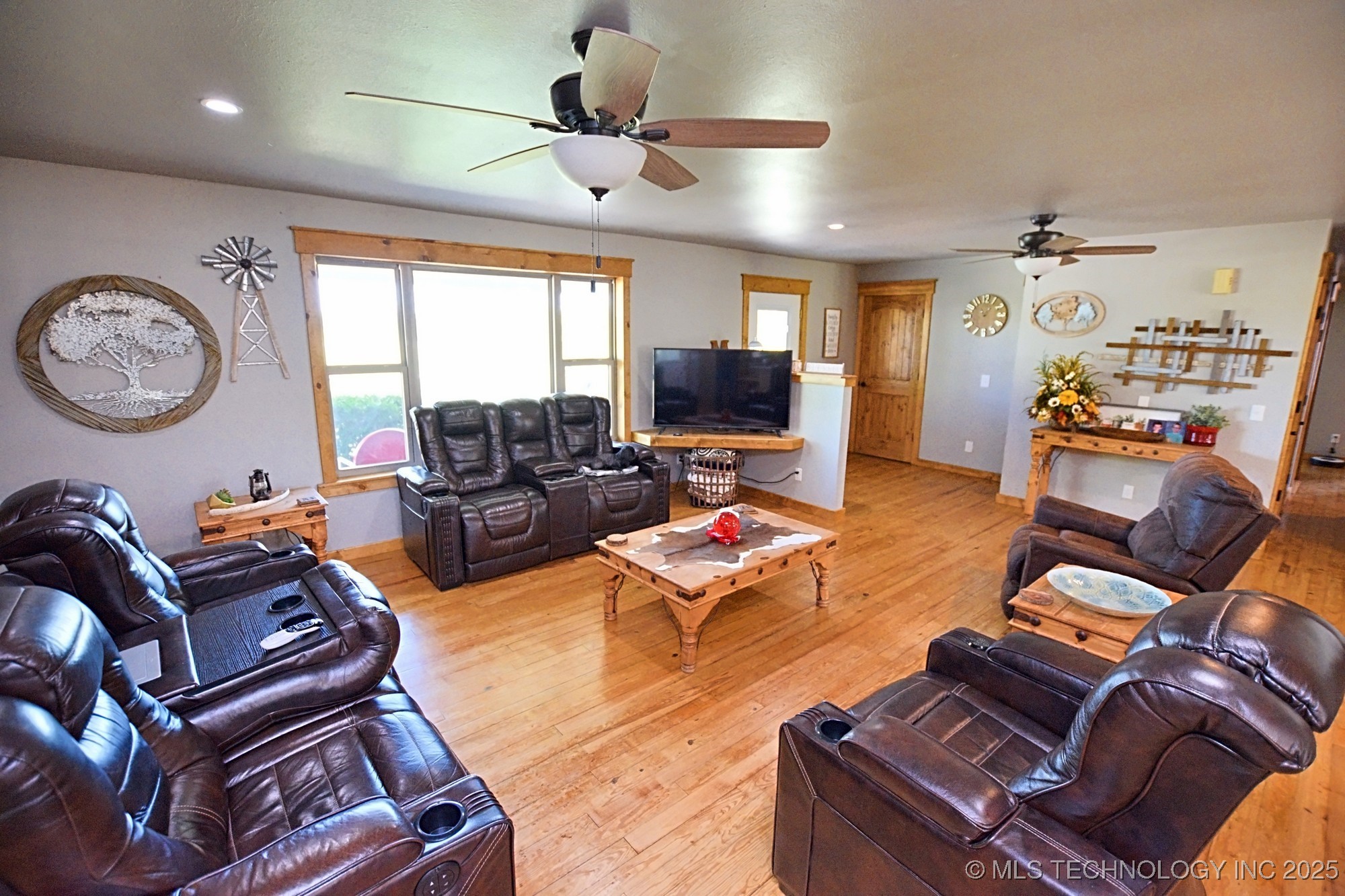 12219 Hwy 62 Property Photo 4