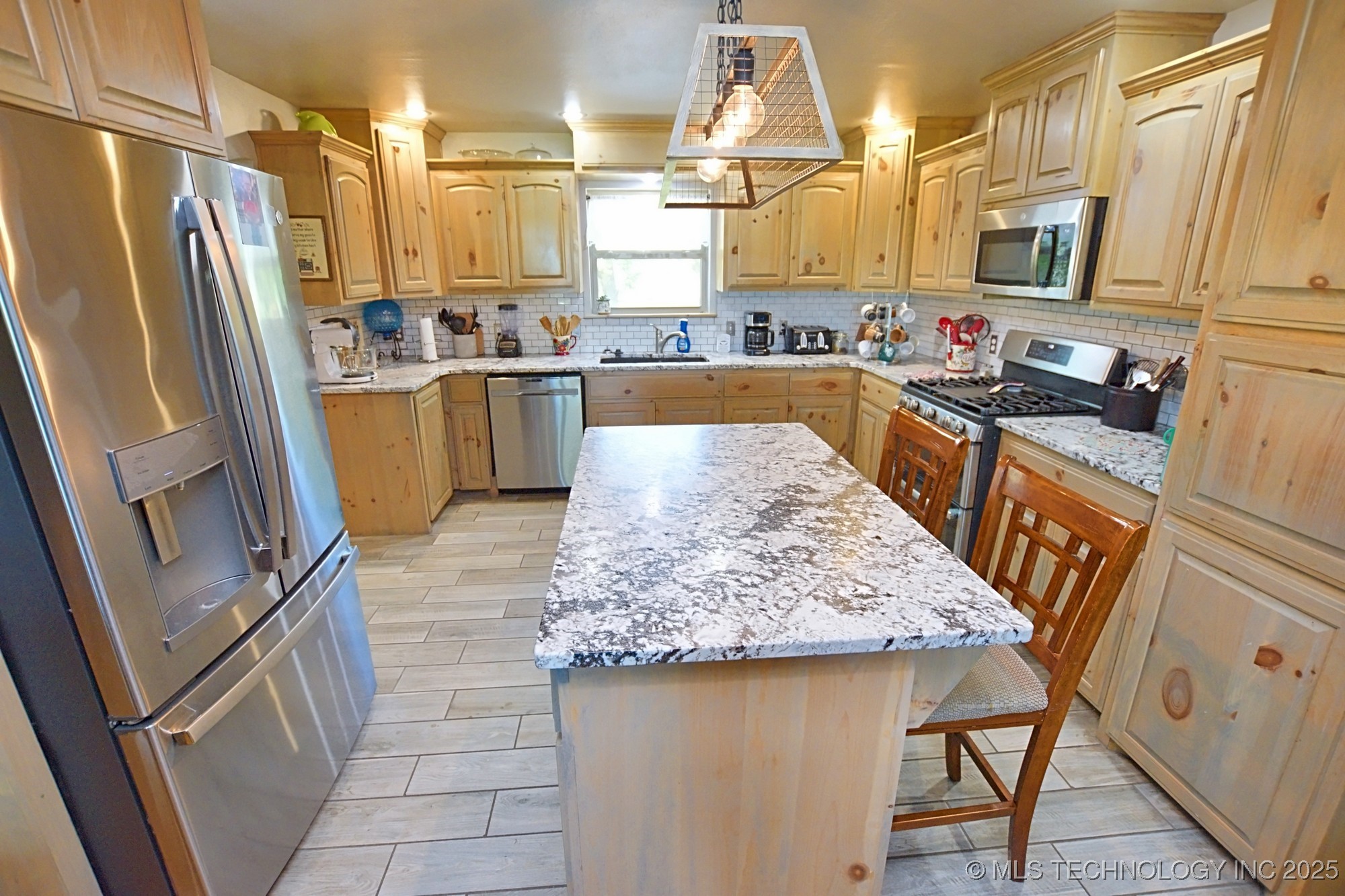 12219 Hwy 62 Property Photo 6