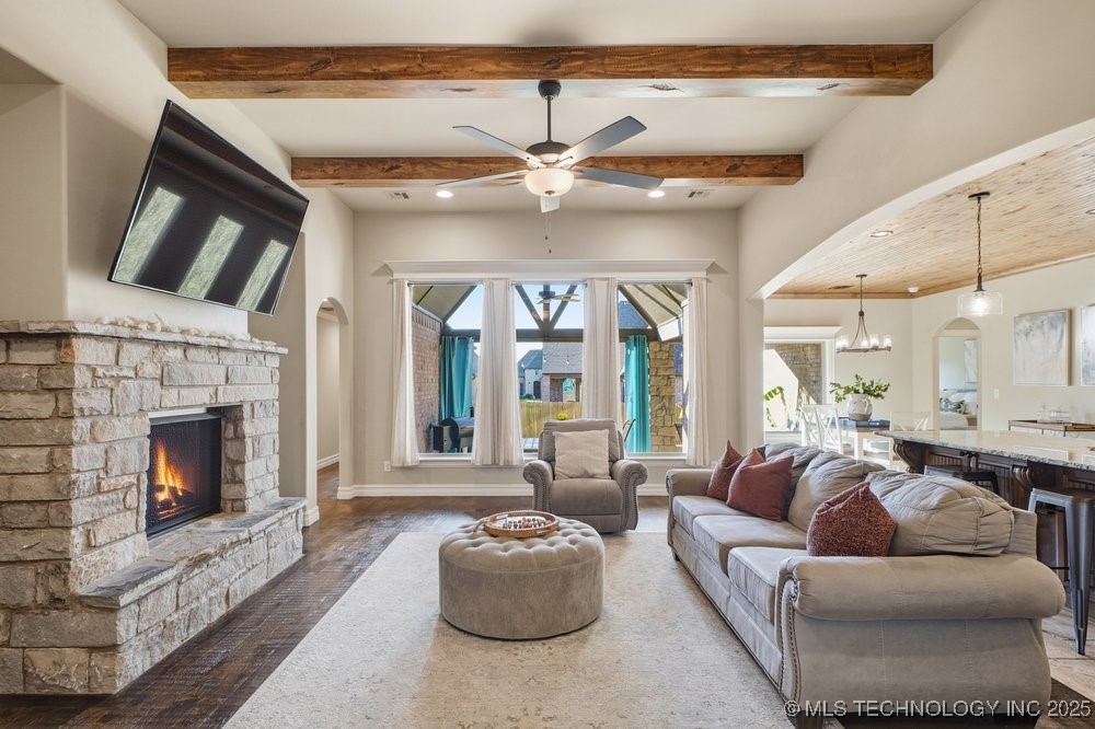 7916 N 147th East Avenue Property Photo 9