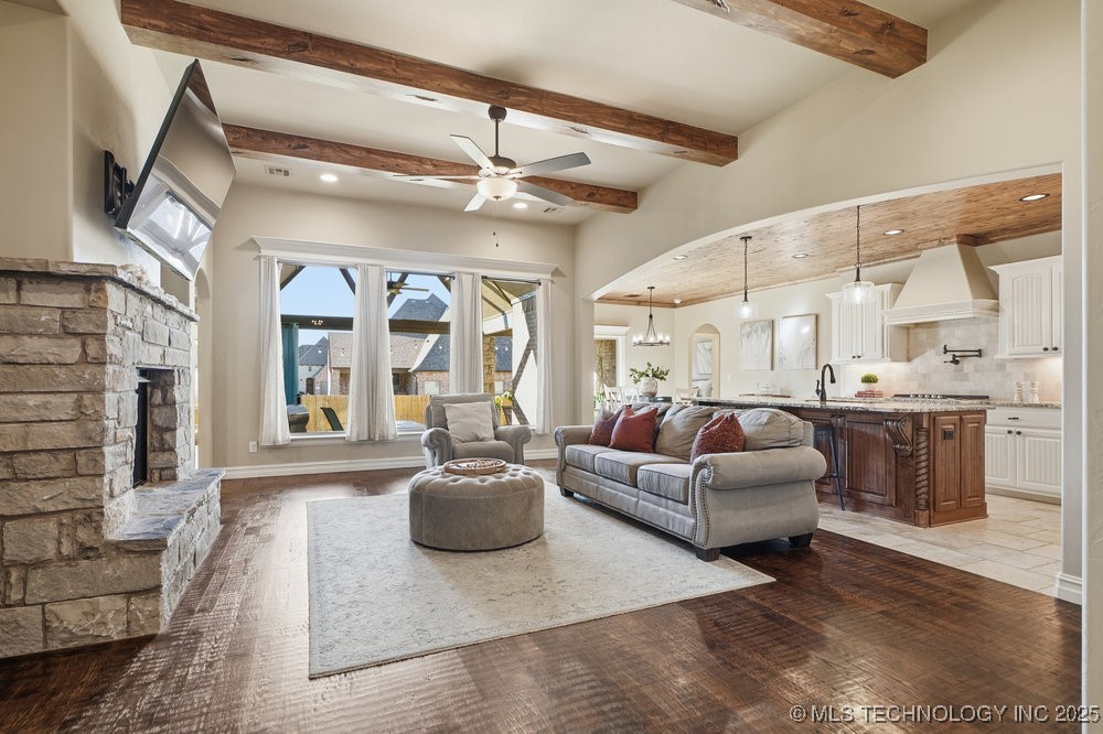 7916 N 147th East Avenue Property Photo 13