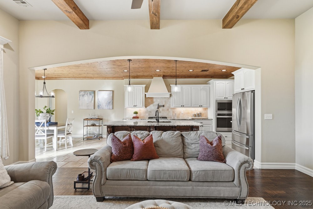 7916 N 147th East Avenue Property Photo 15