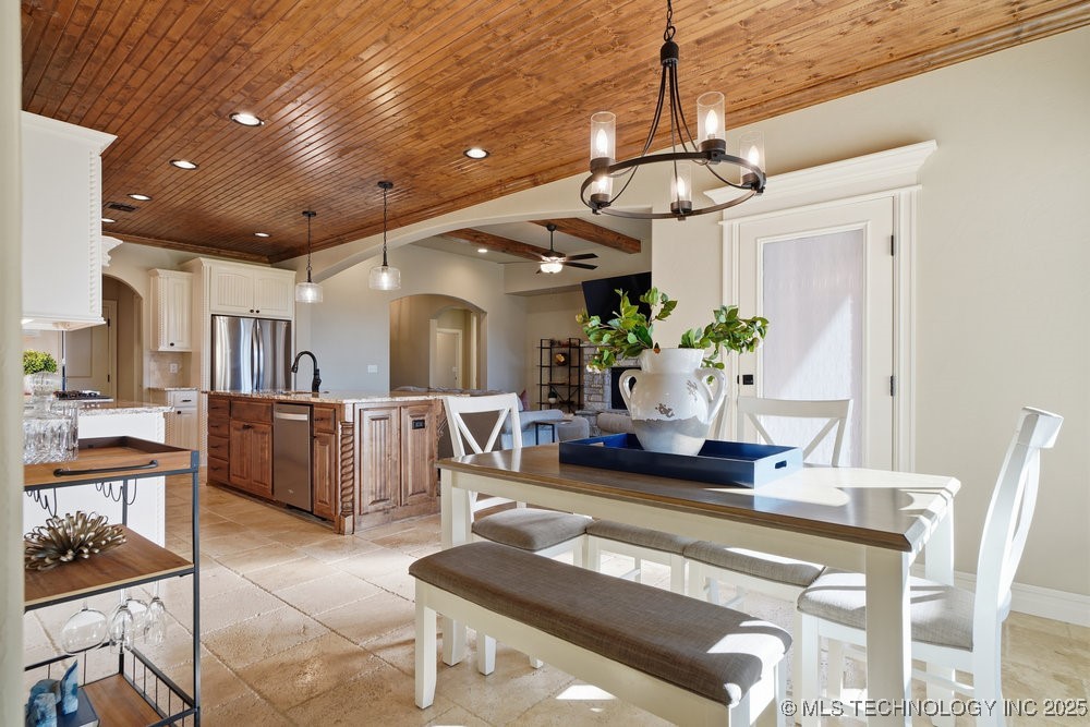 7916 N 147th East Avenue Property Photo 22