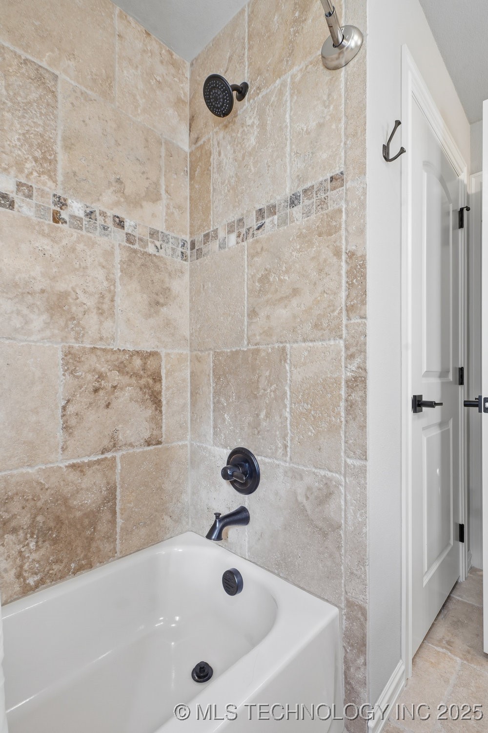 7916 N 147th East Avenue Property Photo 28