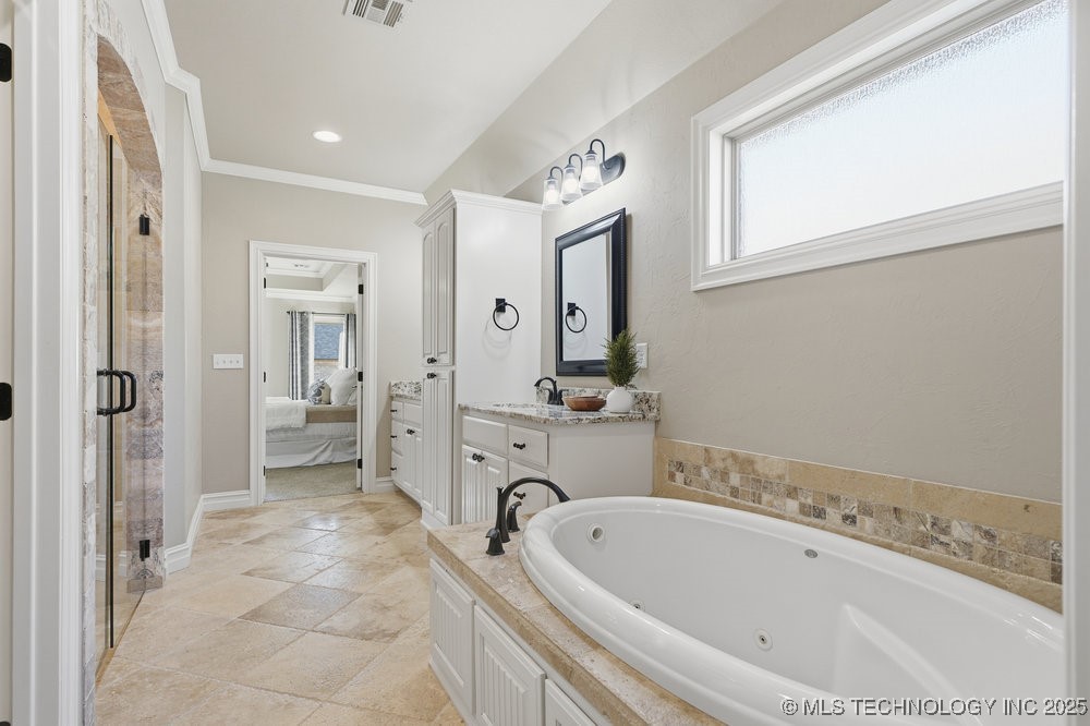 7916 N 147th East Avenue Property Photo 33