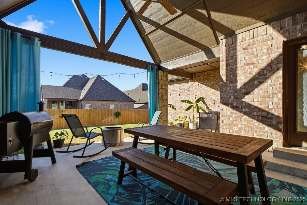 7916 N 147th East Avenue Property Photo 42