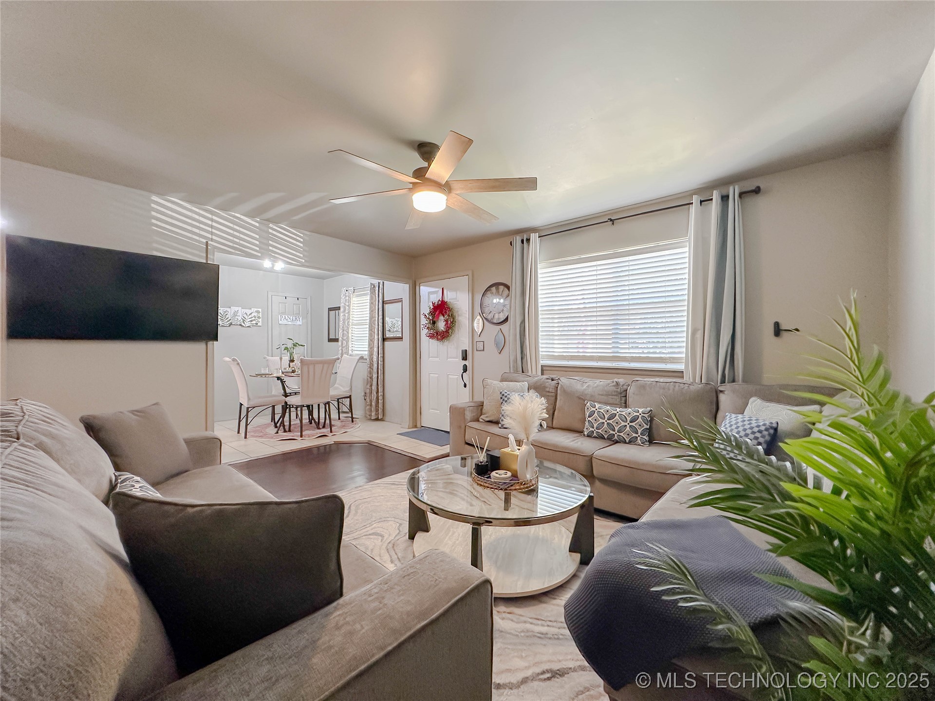 308 N Beaumont Street Property Photo 9